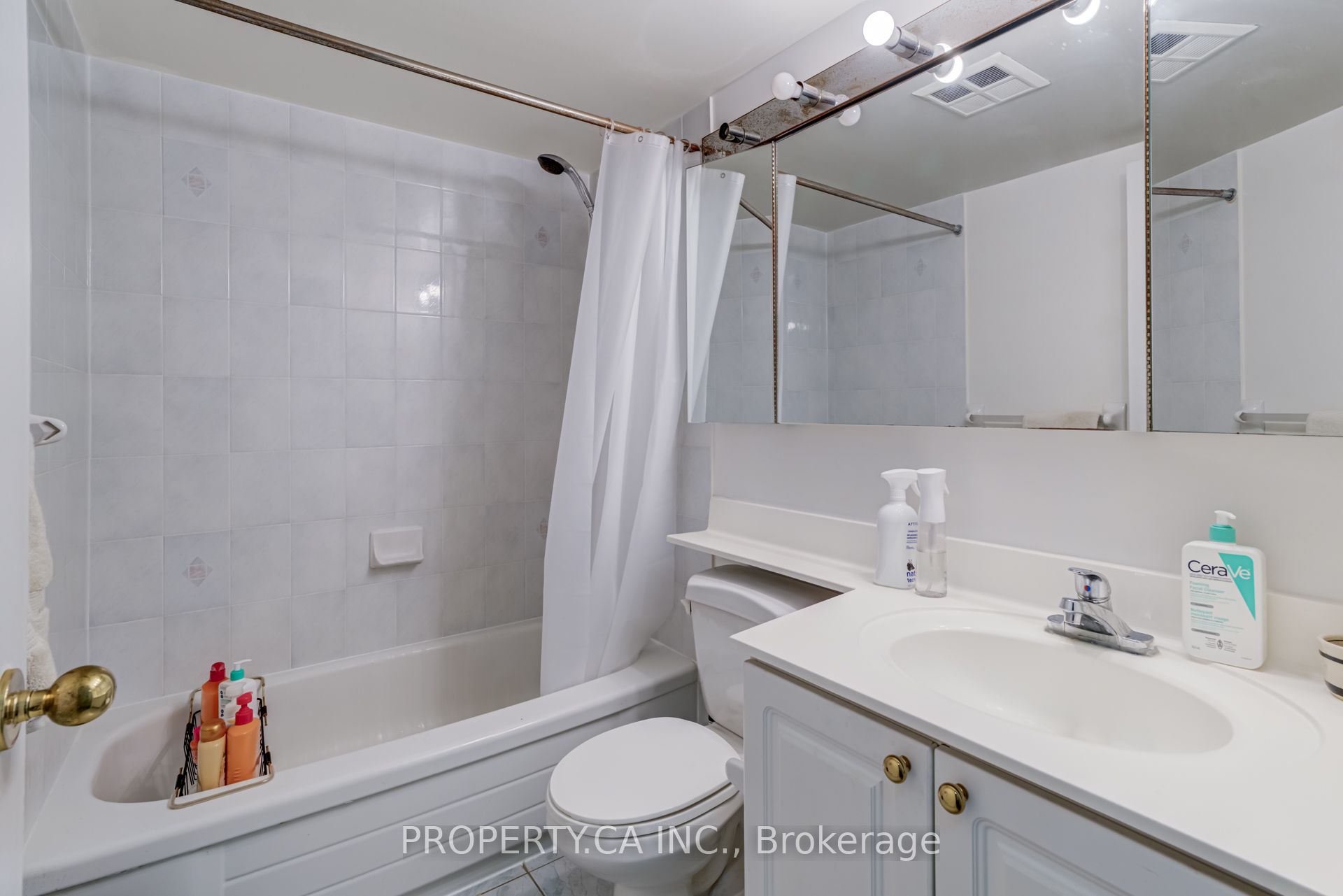 29 Pemberton Avenue 206 Property Photo 10