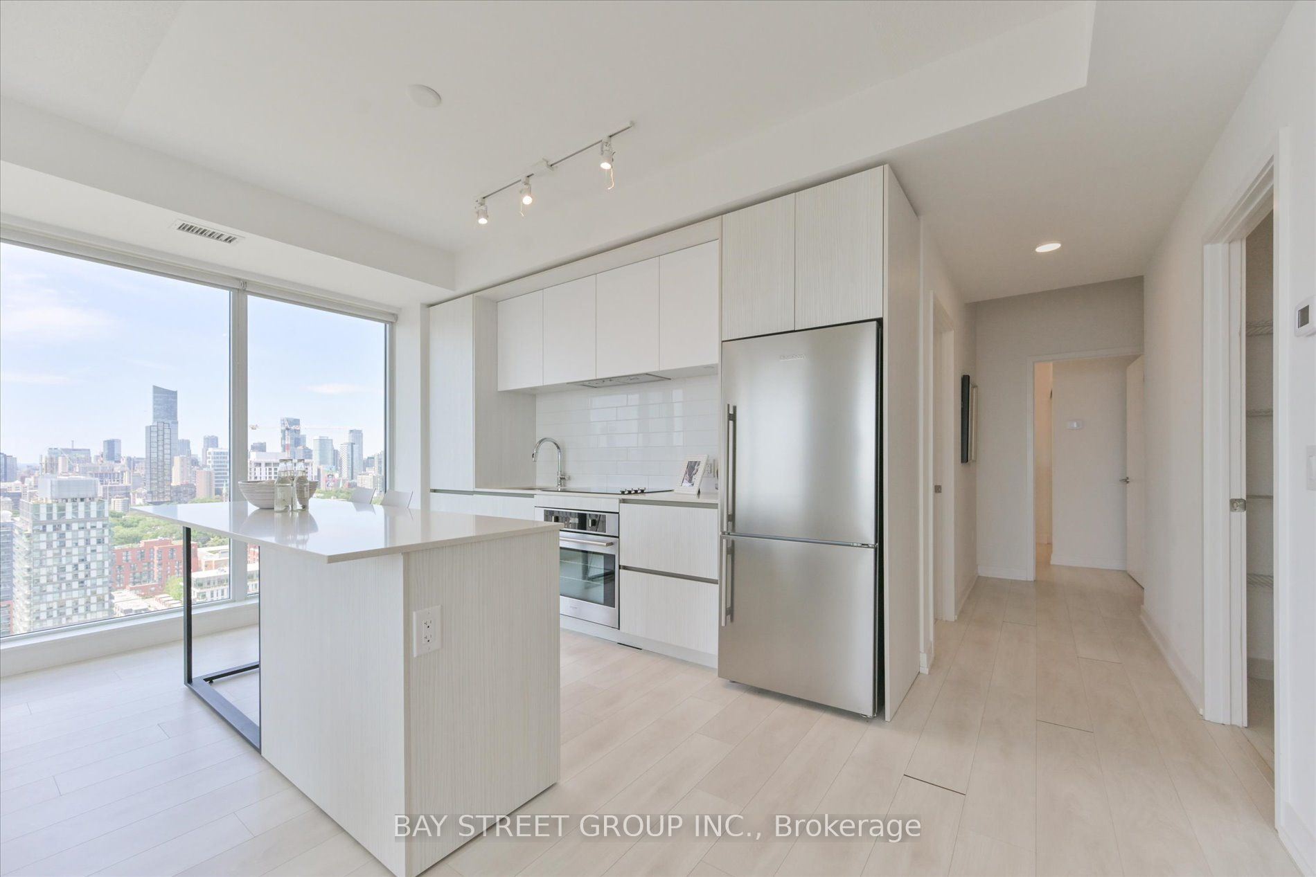 225 Sumach Street 2805 Property Photo 16