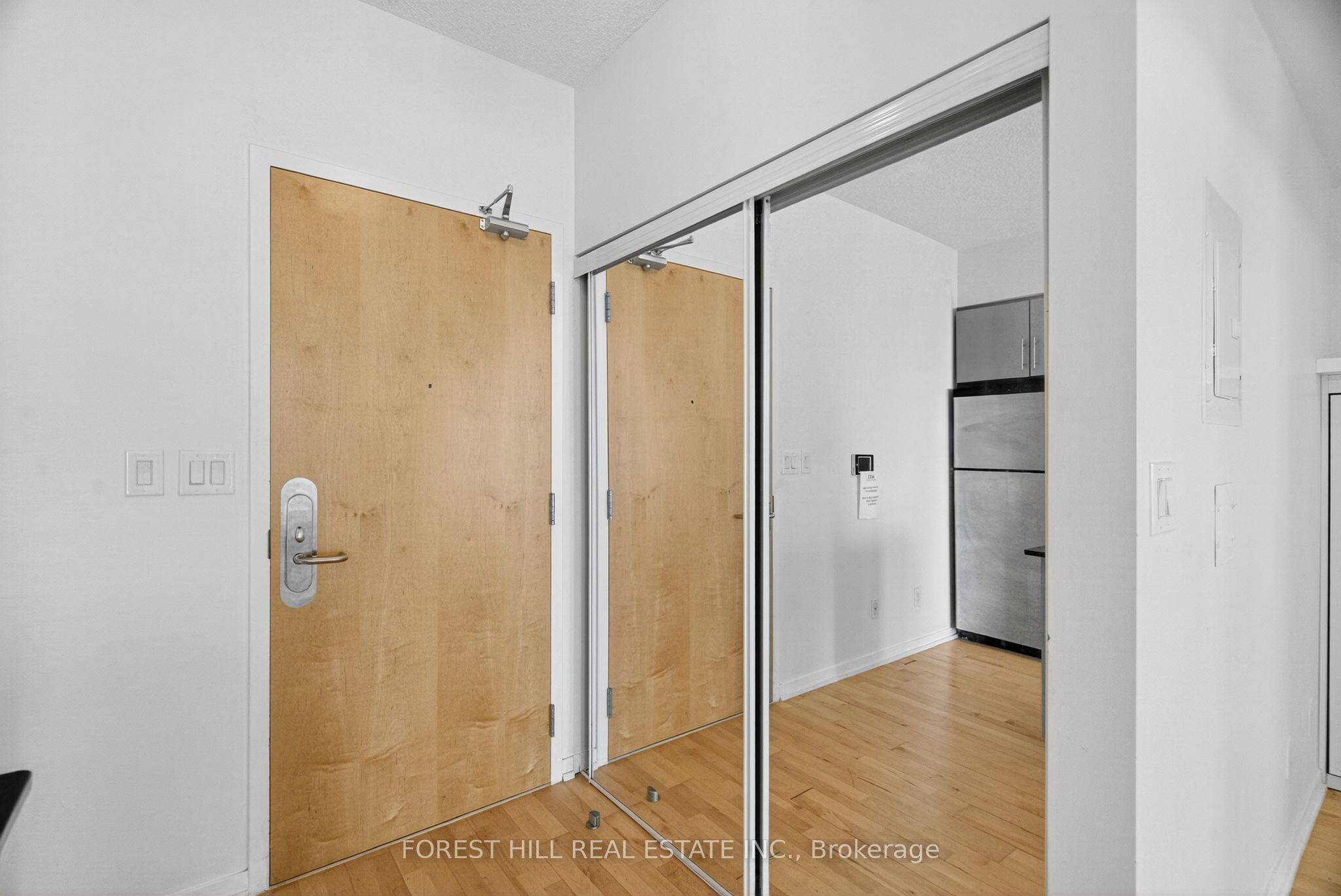 55 Bremner Boulevard 3302 Property Photo 4