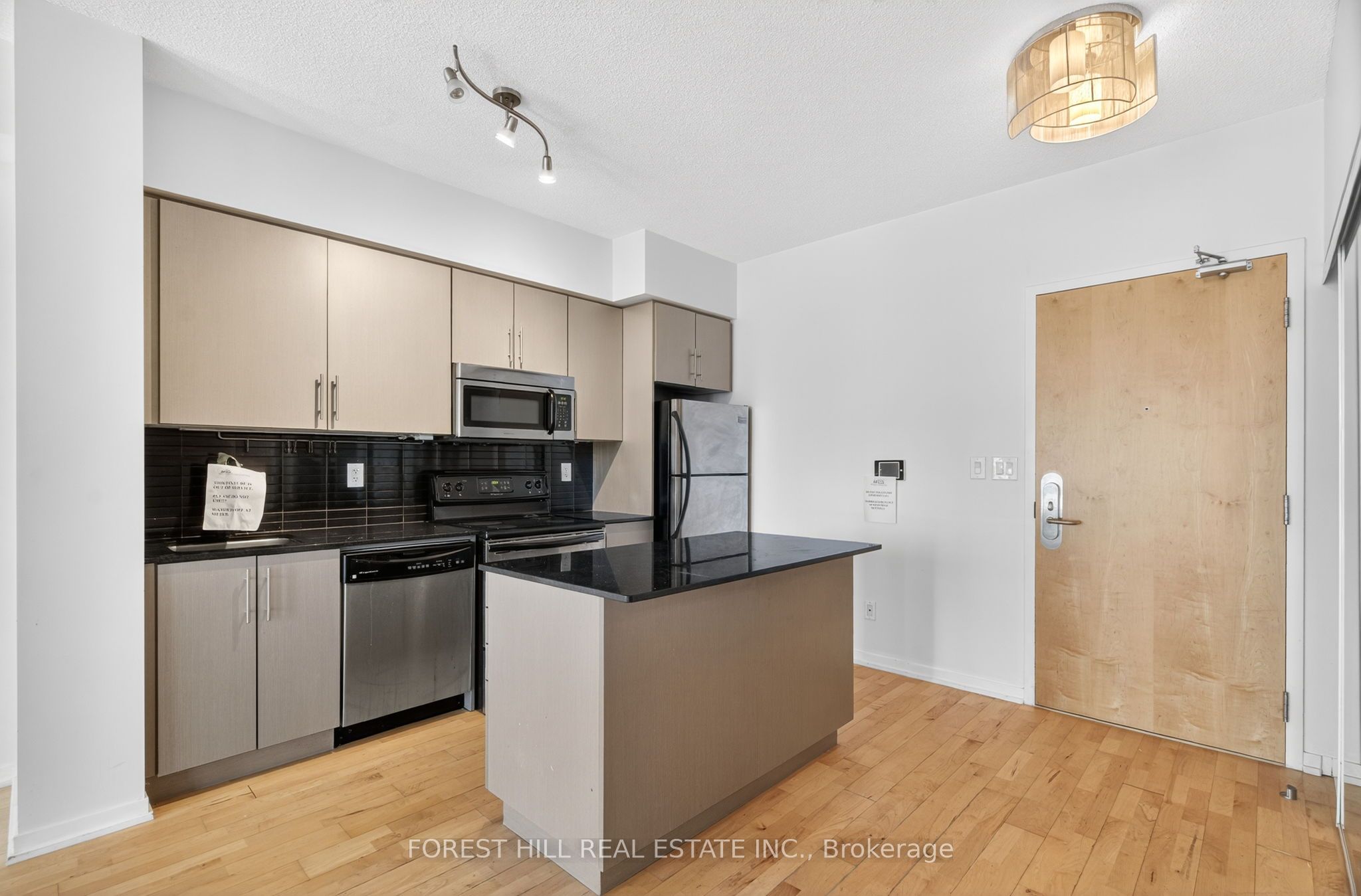 55 Bremner Boulevard 3302 Property Photo 8