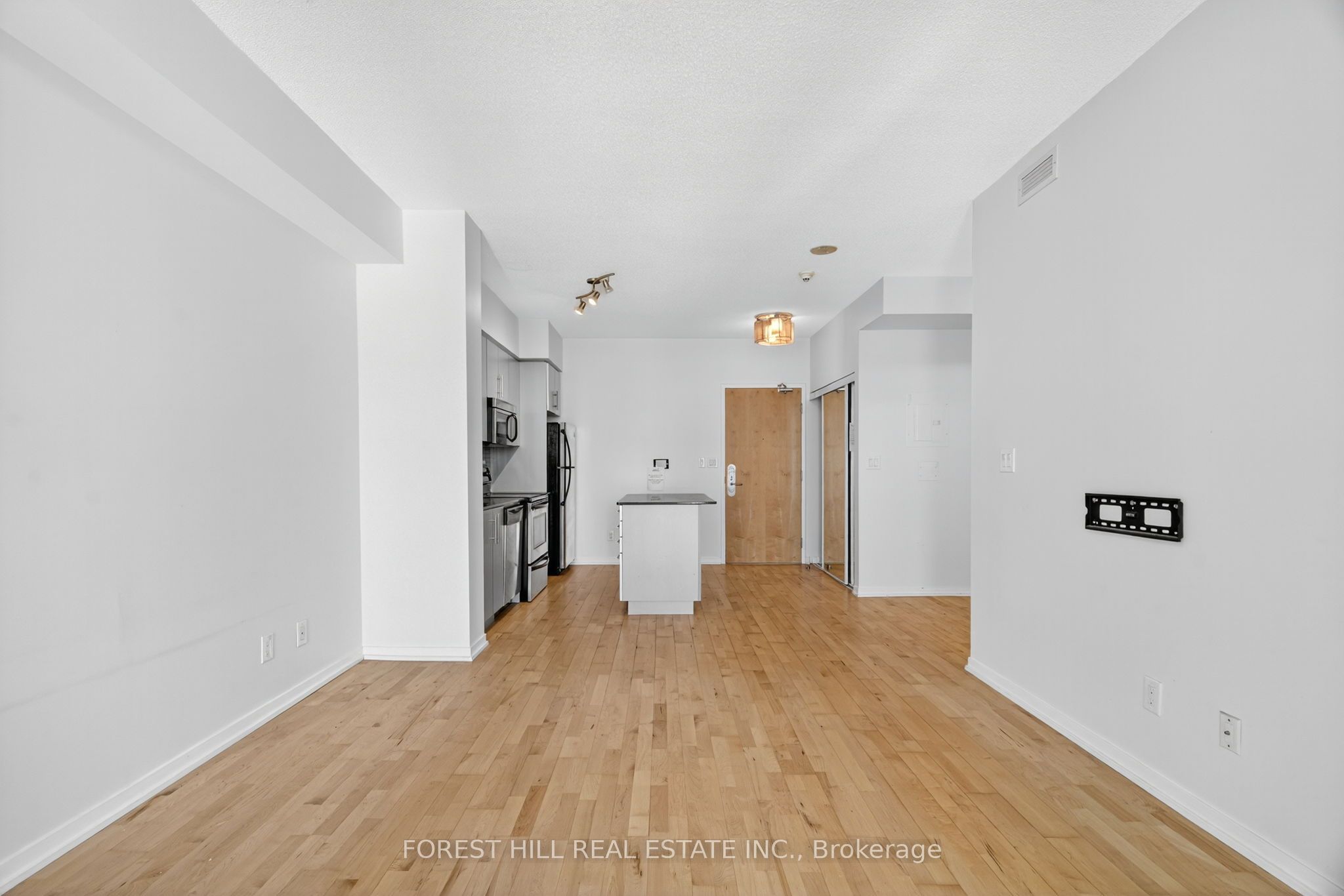 55 Bremner Boulevard 3302 Property Photo 11