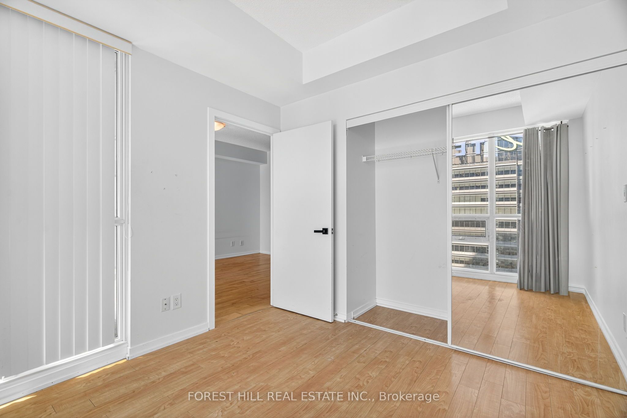 55 Bremner Boulevard 3302 Property Photo 16