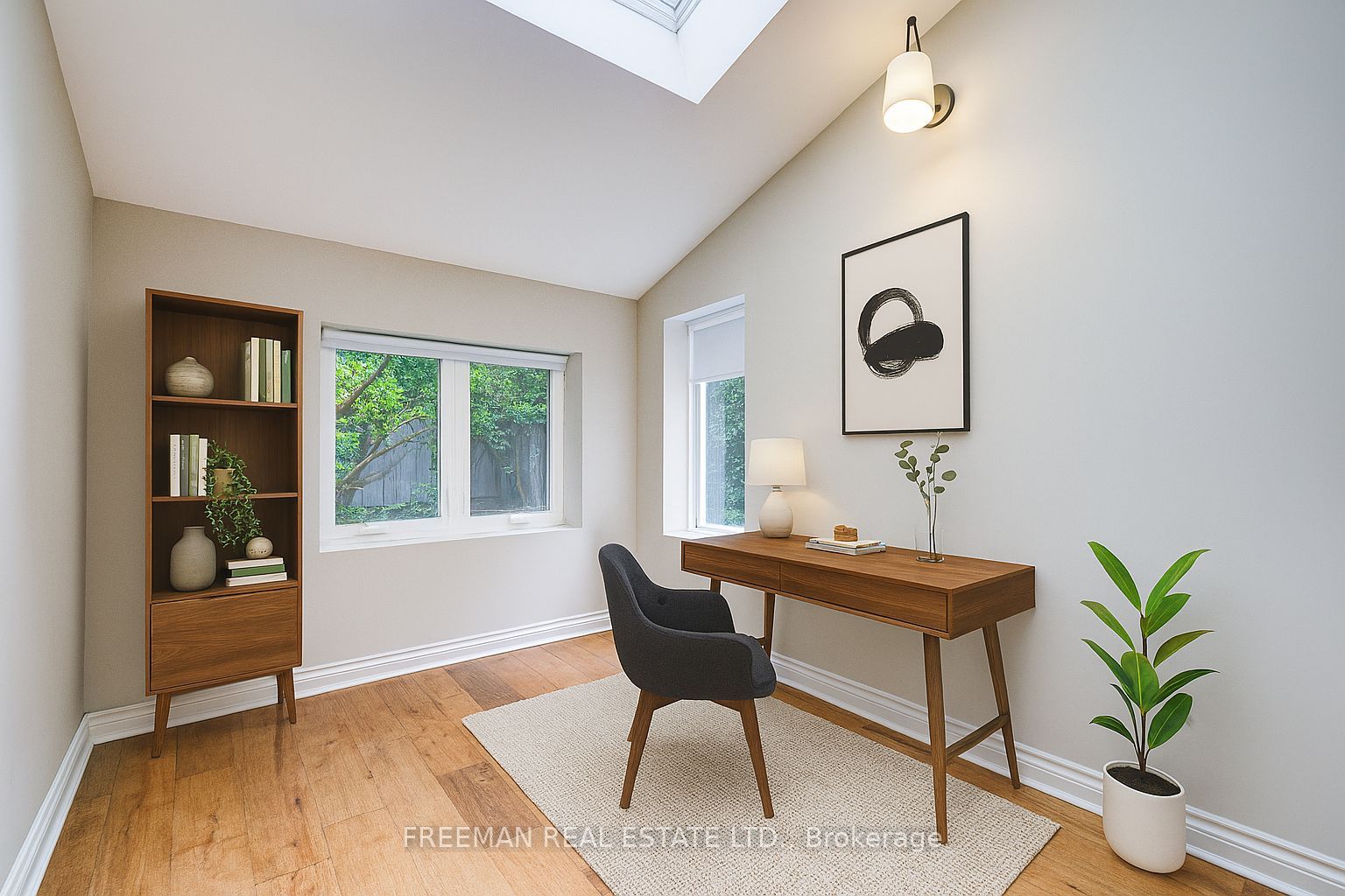 555 Markham Street Property Photo 12