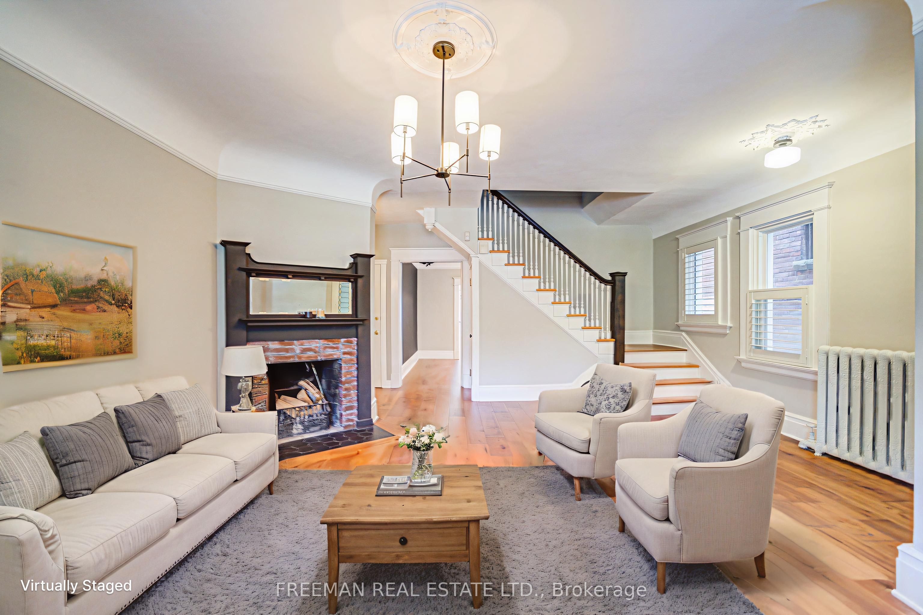 555 Markham Street Property Photo 14