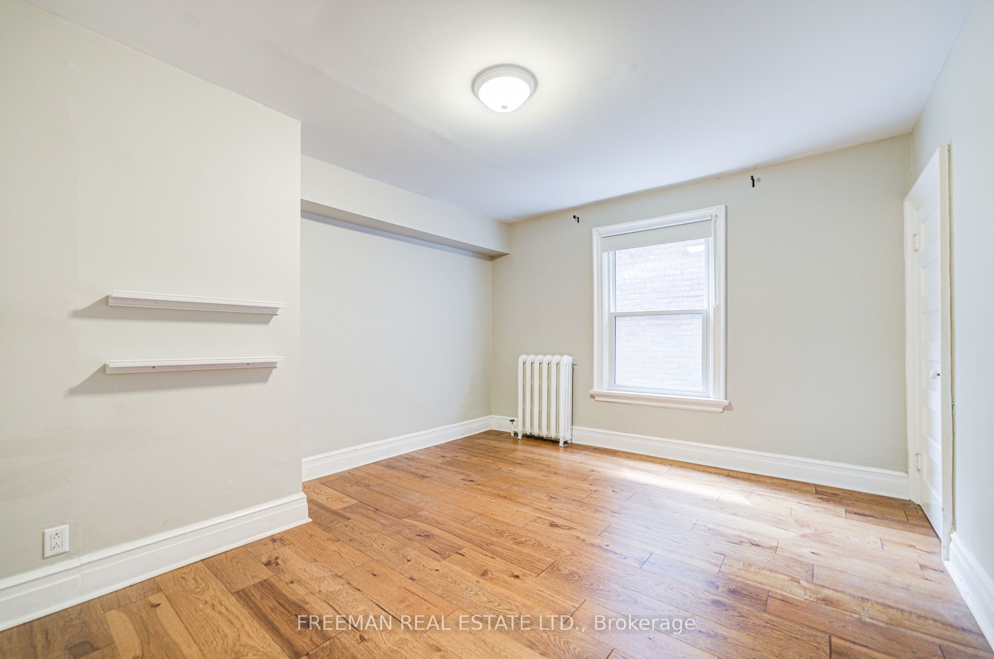 555 Markham Street Property Photo 16