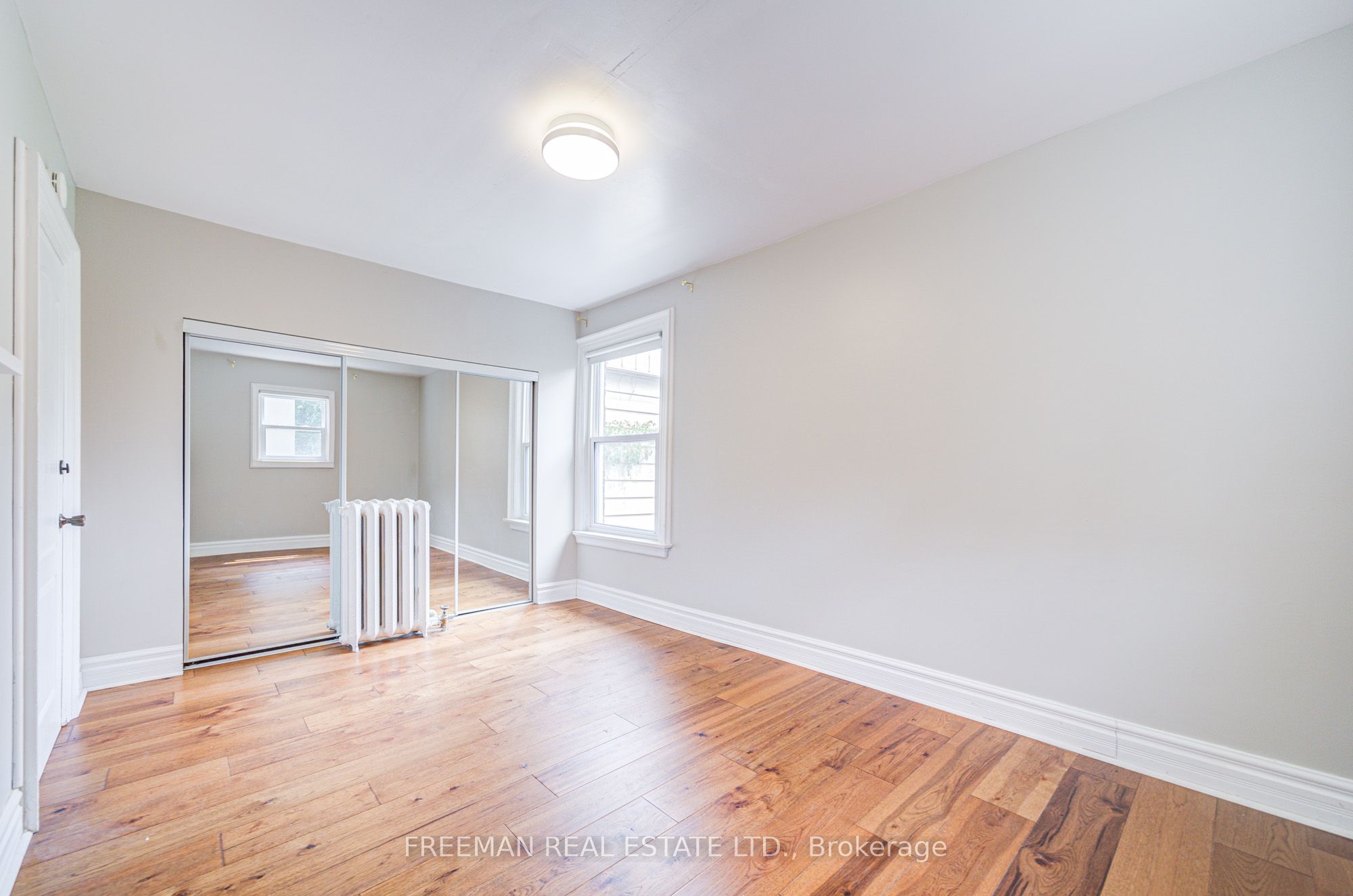 555 Markham Street Property Photo 18
