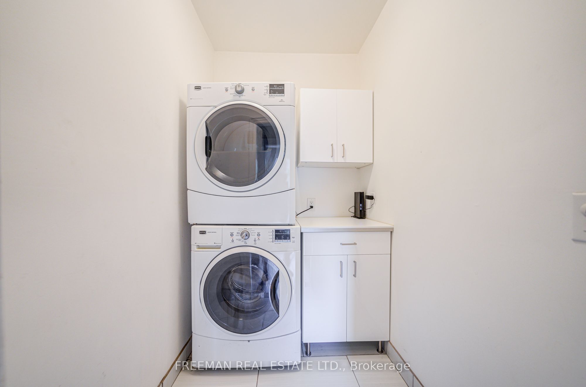 555 Markham Street Property Photo 20