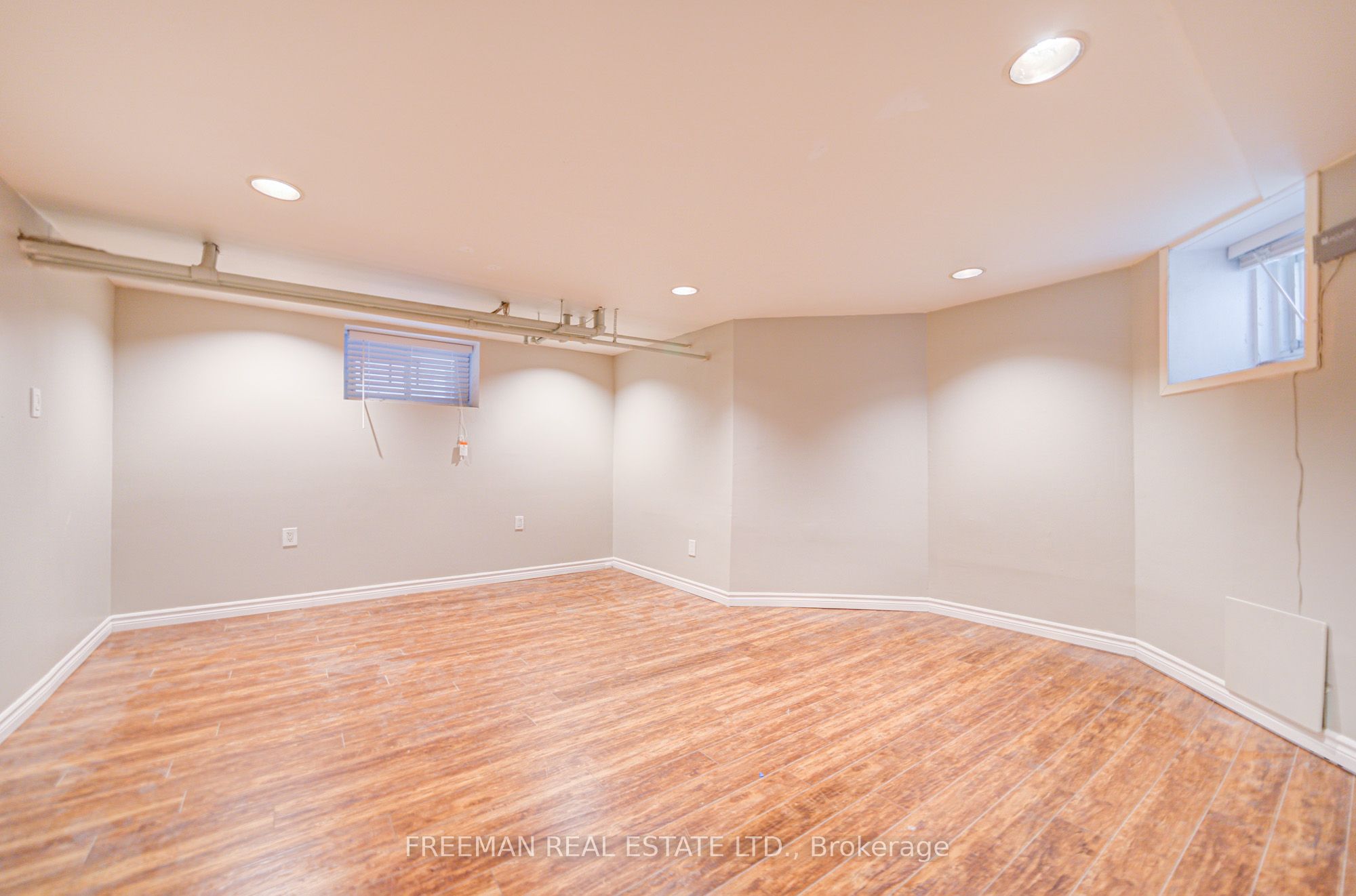 555 Markham Street Property Photo 26
