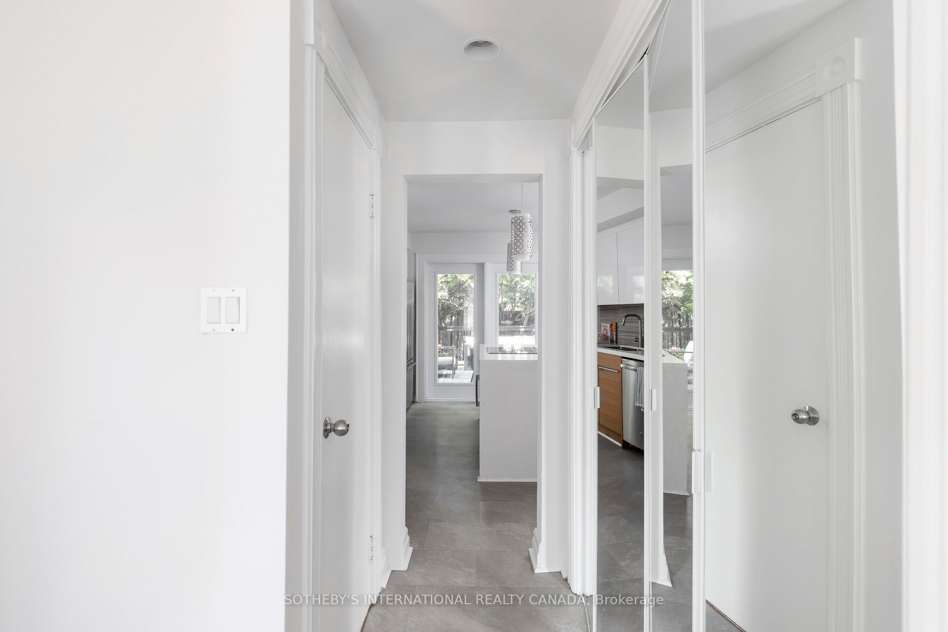 60 Doonaree Drive Property Photo 4