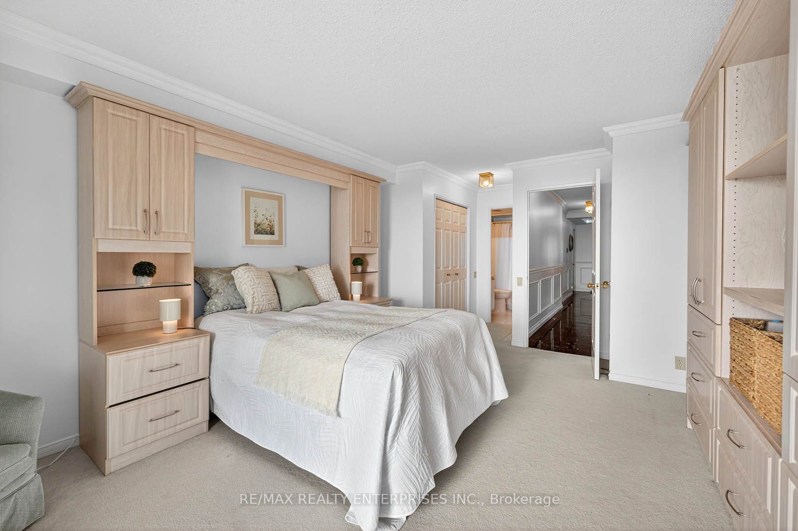 1 Concorde Place 2103 Property Photo 39