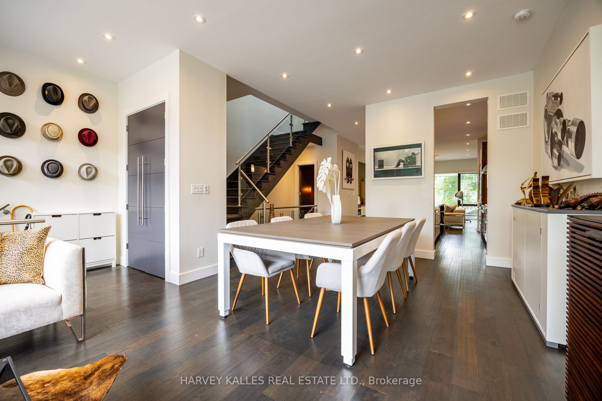 397 Soudan Avenue Property Photo 7