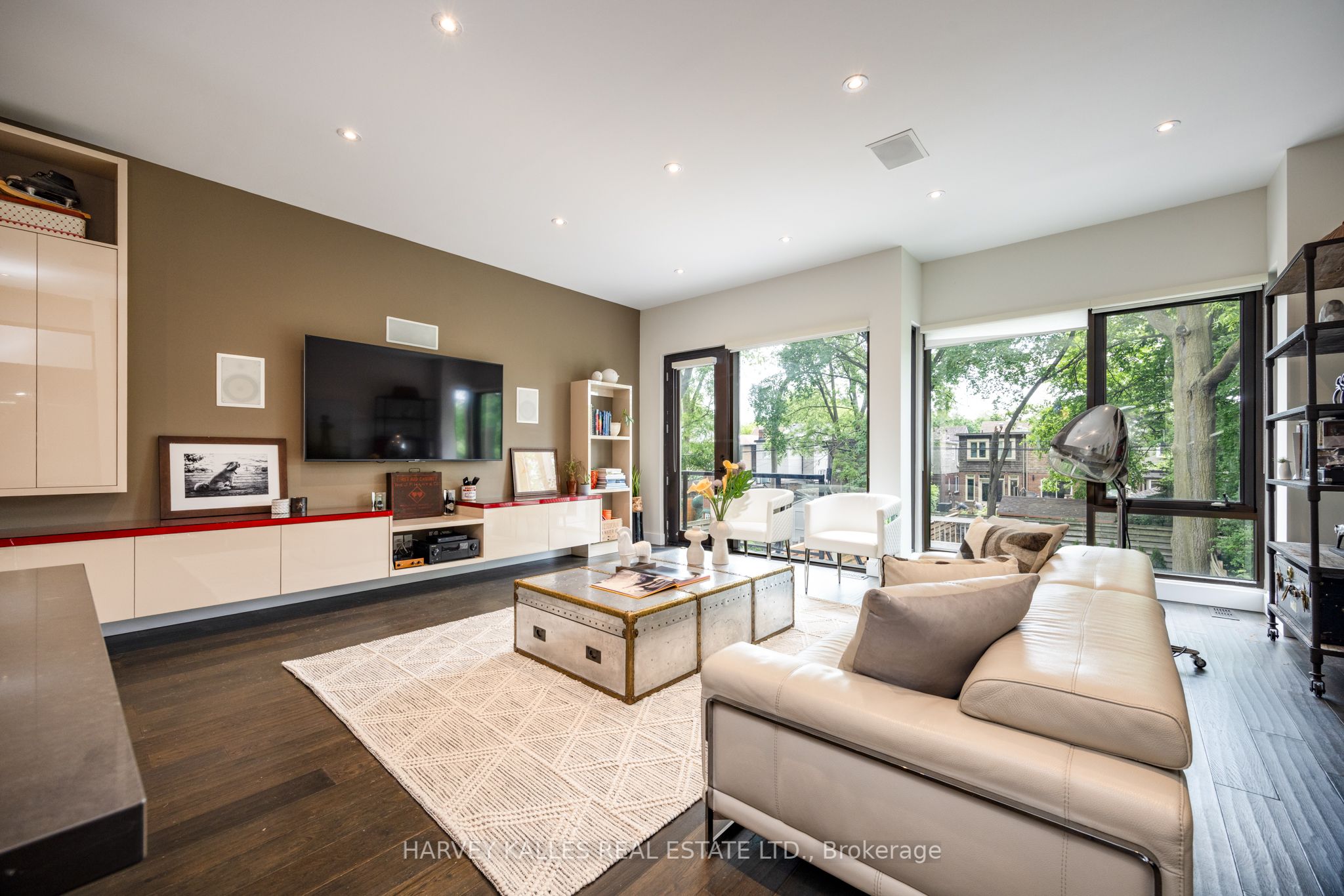 397 Soudan Avenue Property Photo 13