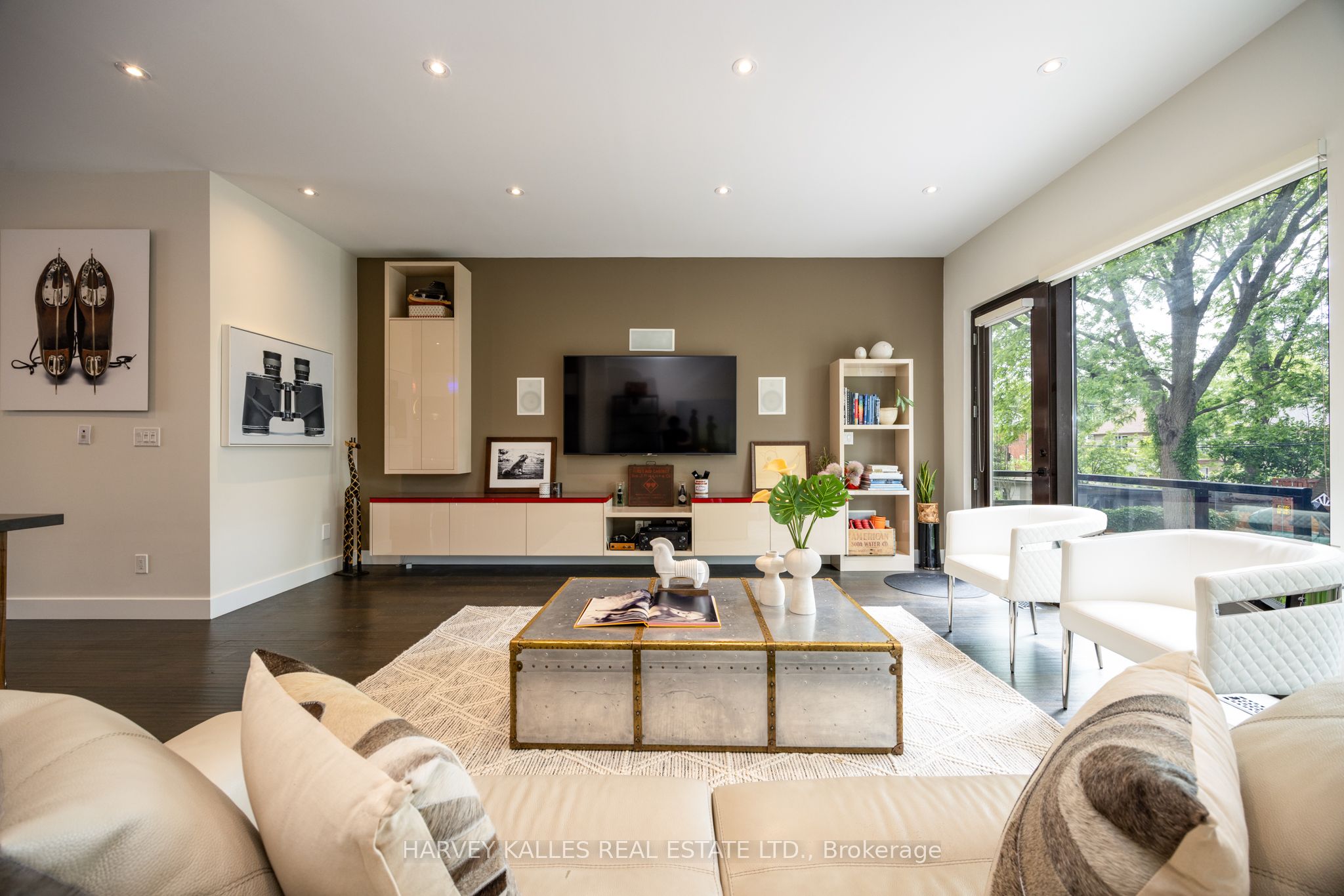 397 Soudan Avenue Property Photo 14