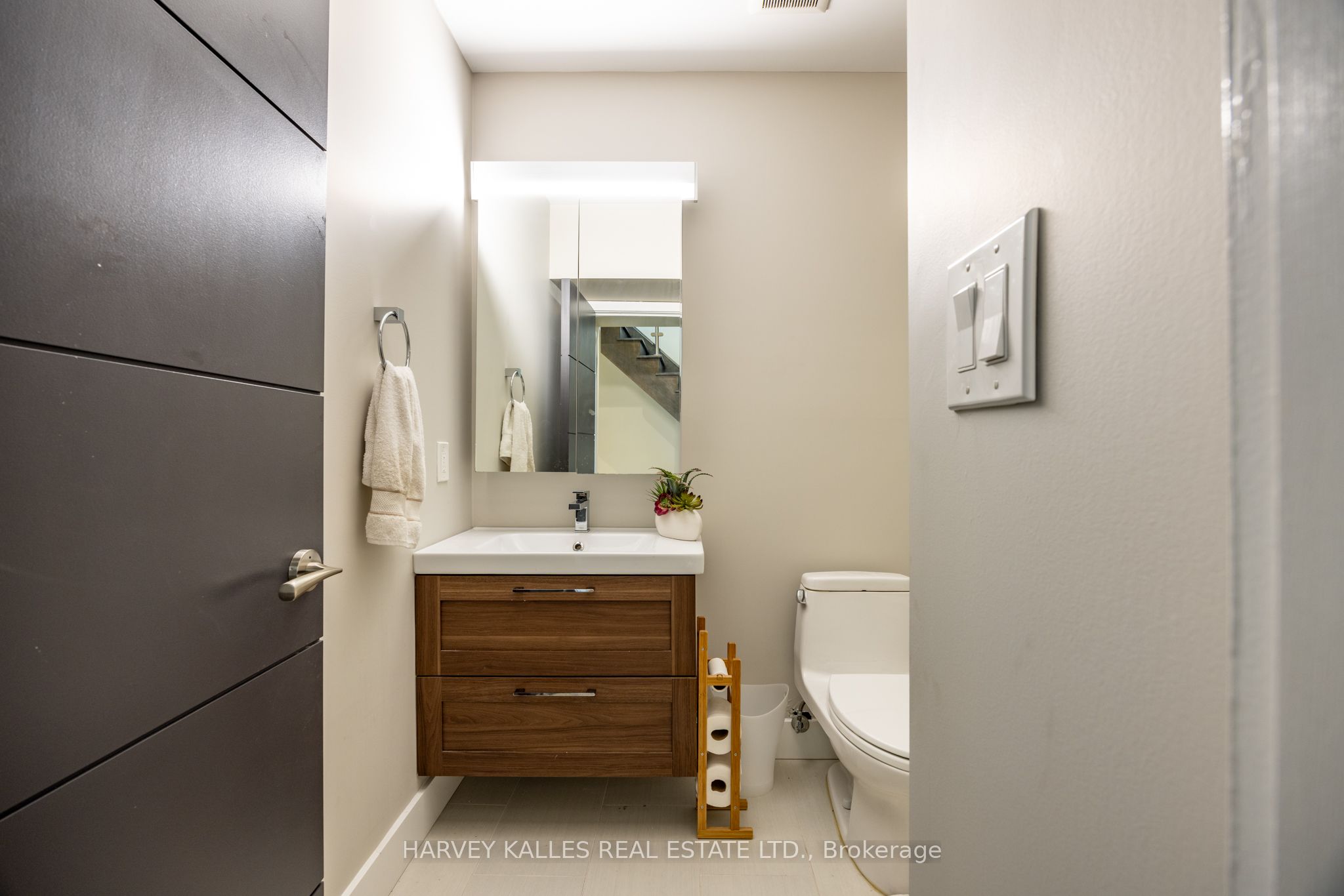397 Soudan Avenue Property Photo 35