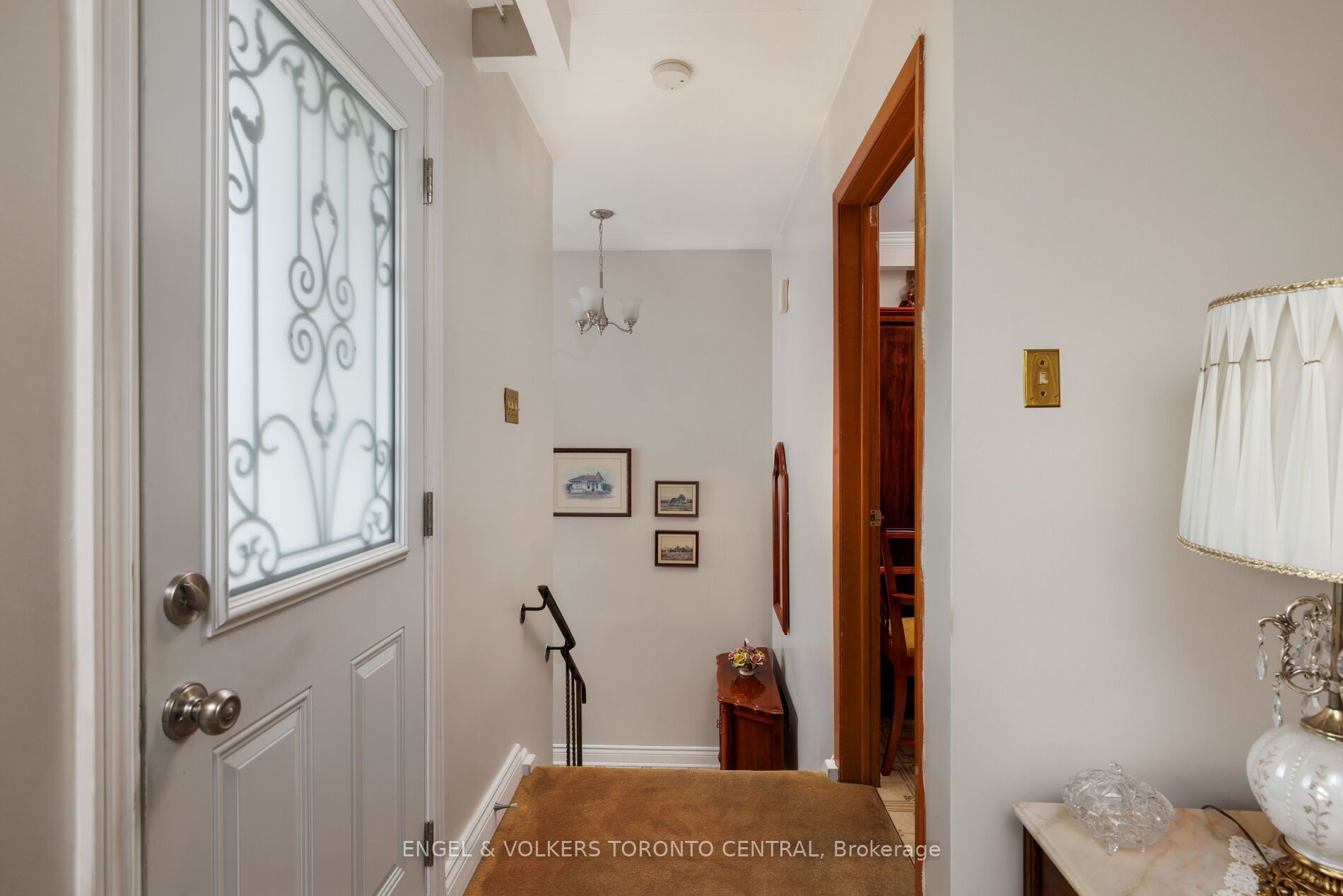 231 Shawnee Circle Property Photo 4