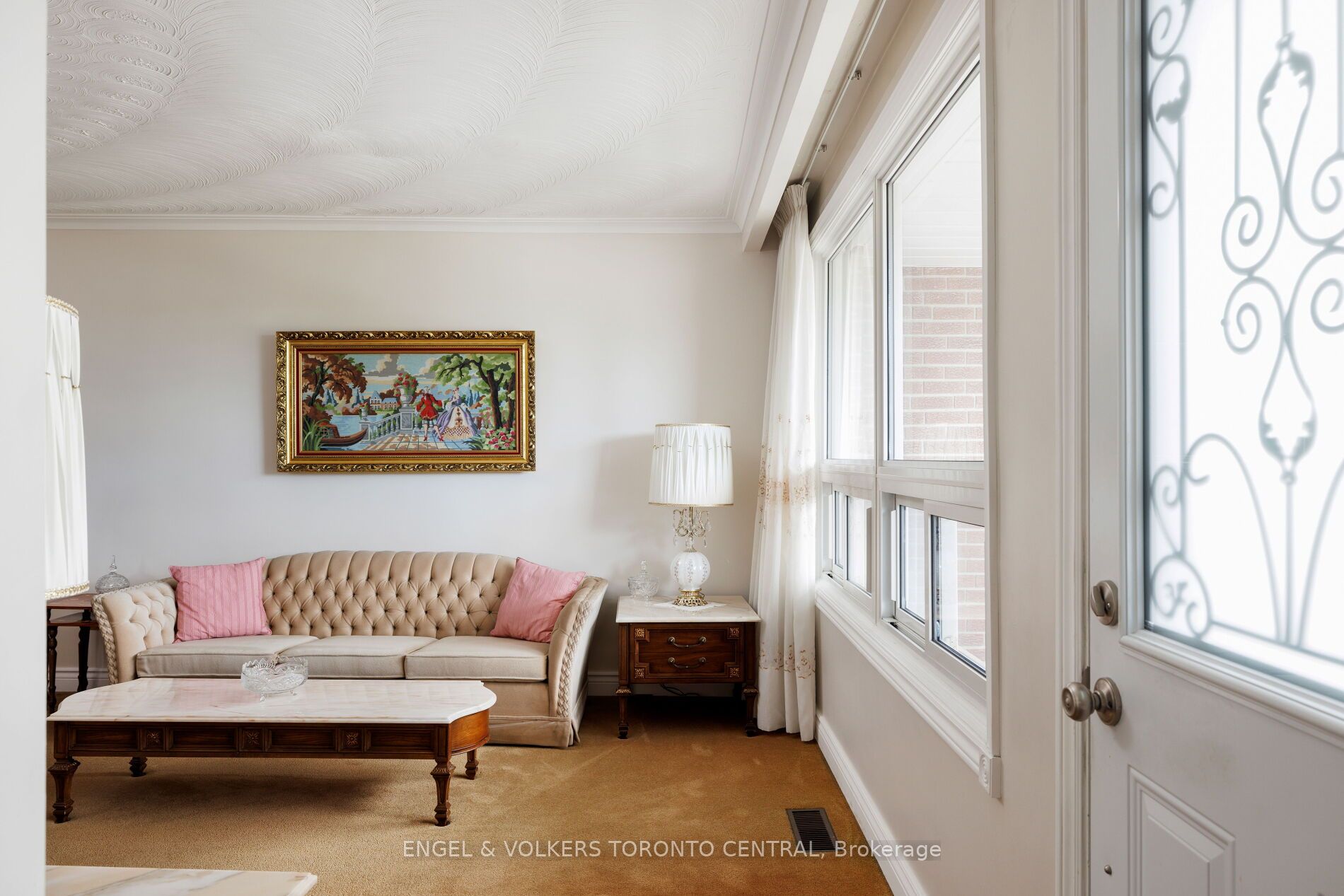 231 Shawnee Circle Property Photo 5