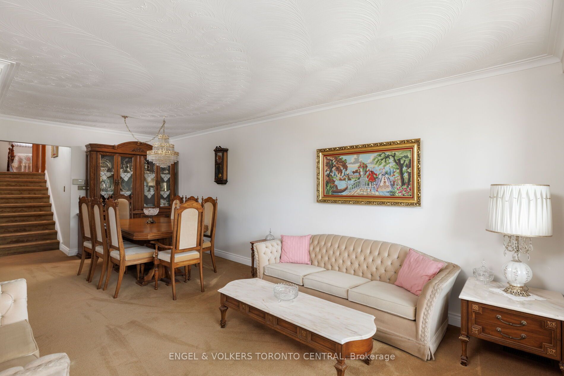 231 Shawnee Circle Property Photo 6