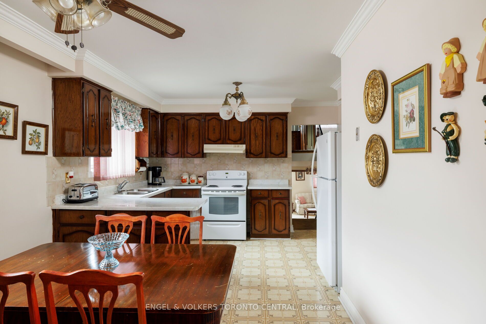 231 Shawnee Circle Property Photo 13