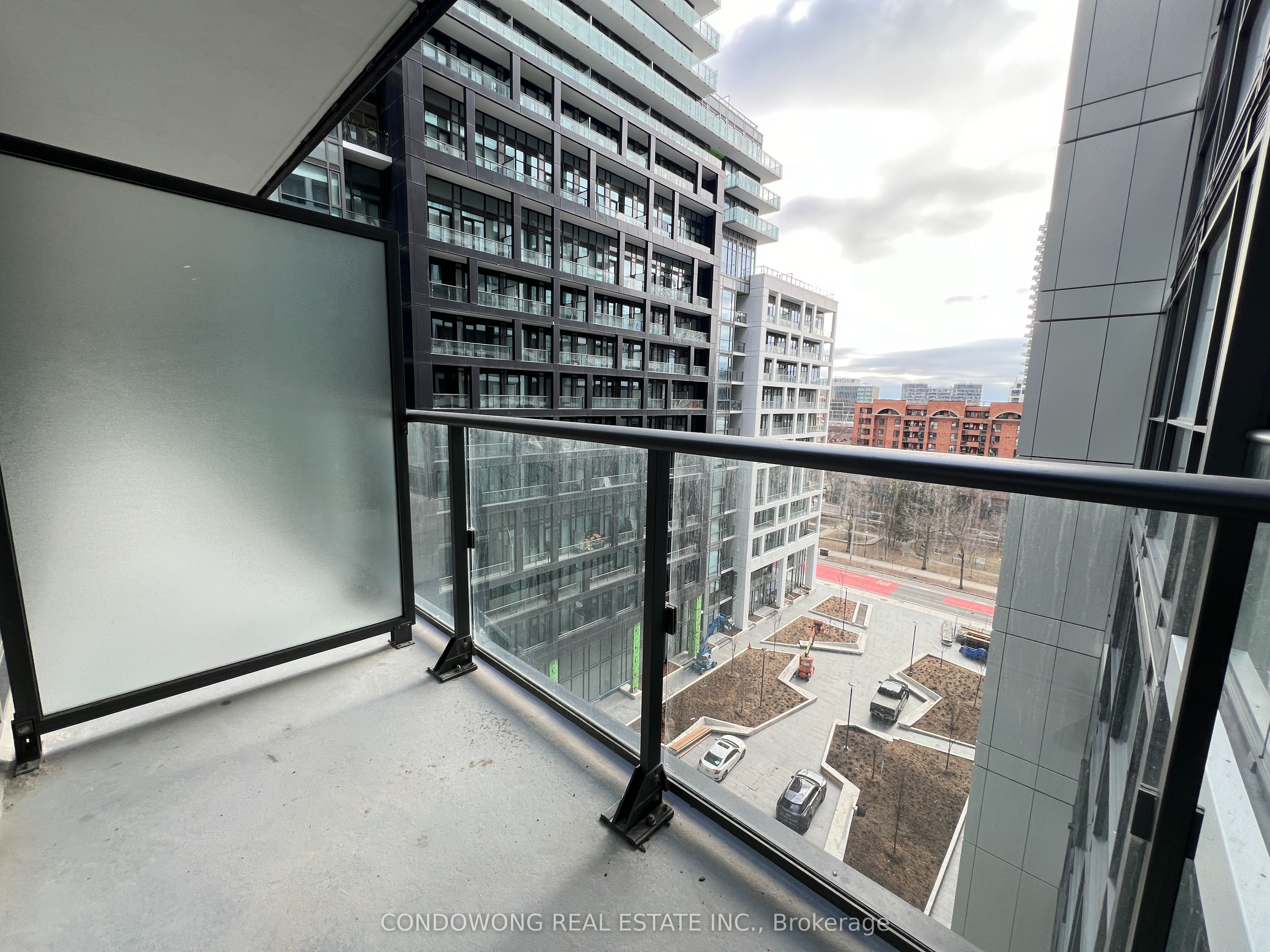 135 Lower Sherbourne Street 739 Property Photo 15