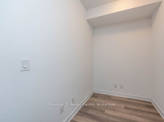 1603 Eglinton Avenue W 1402 Property Photo 9
