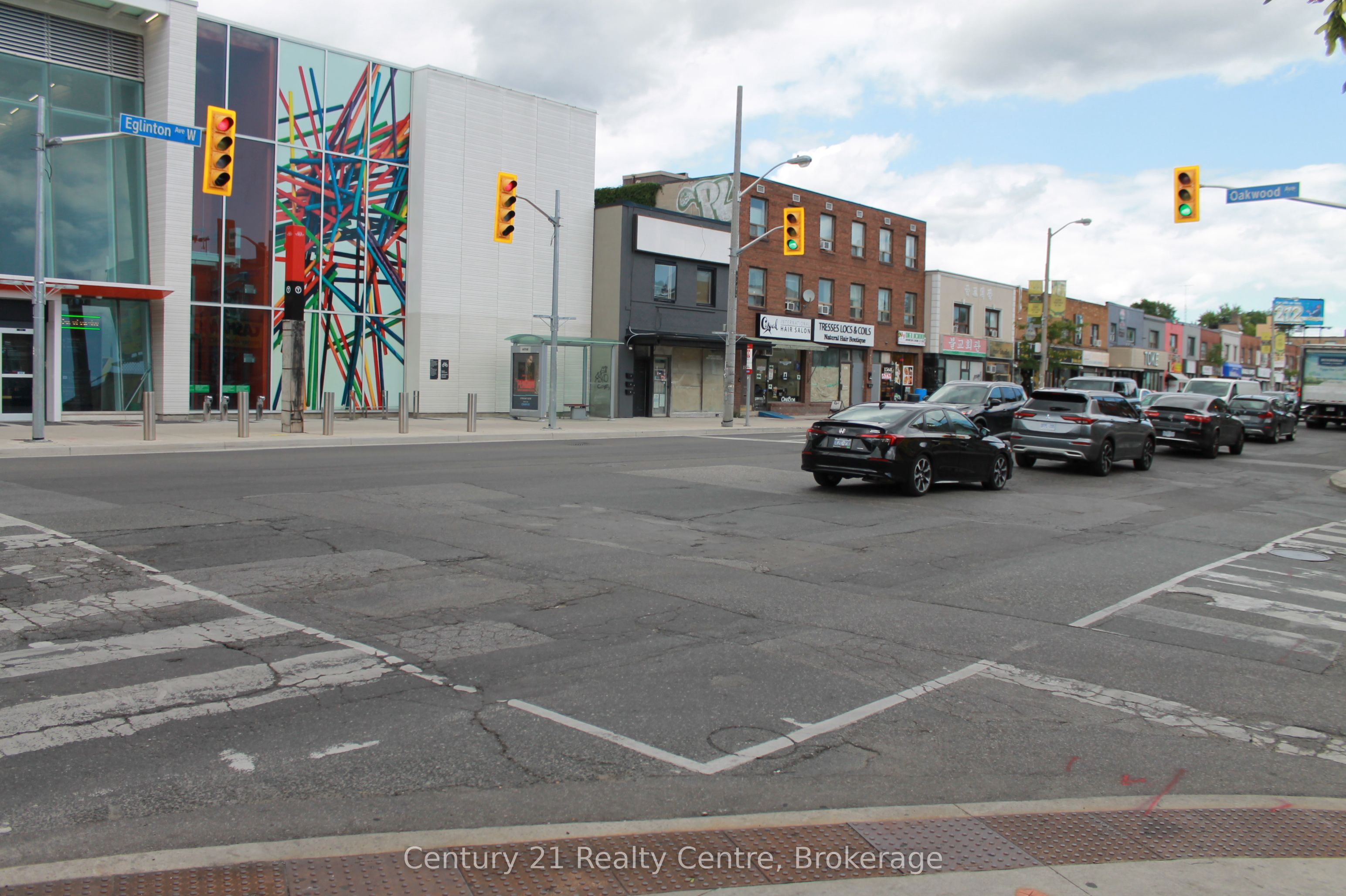 1603 Eglinton Avenue W 1402 Property Photo 17