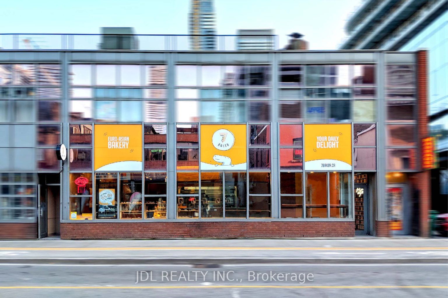 3 Wellesley Street W Property Photo 1