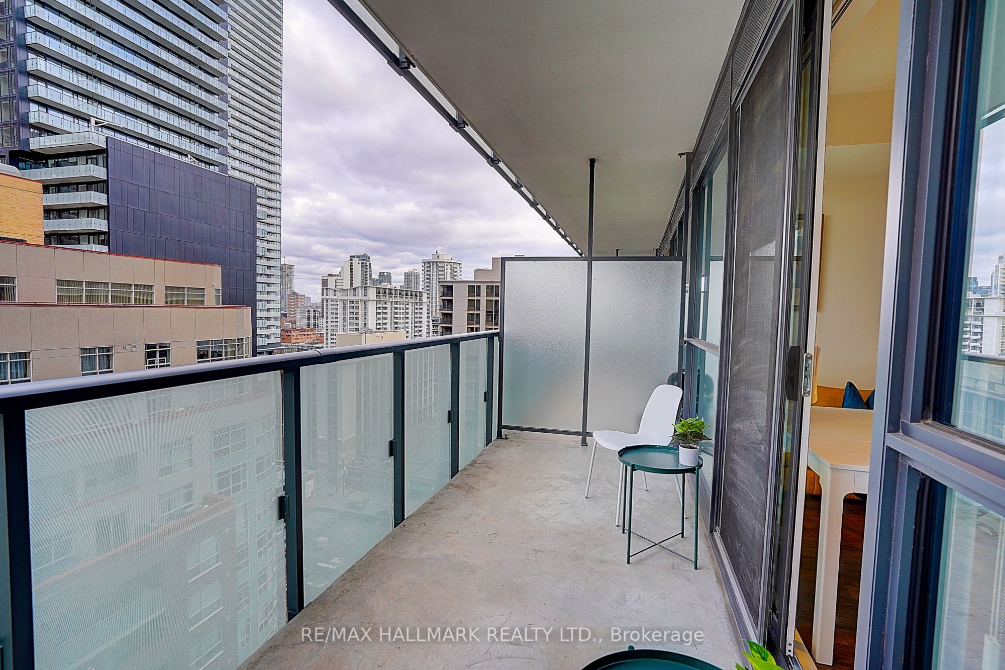 15 Grenville Street 1406 Property Photo 38