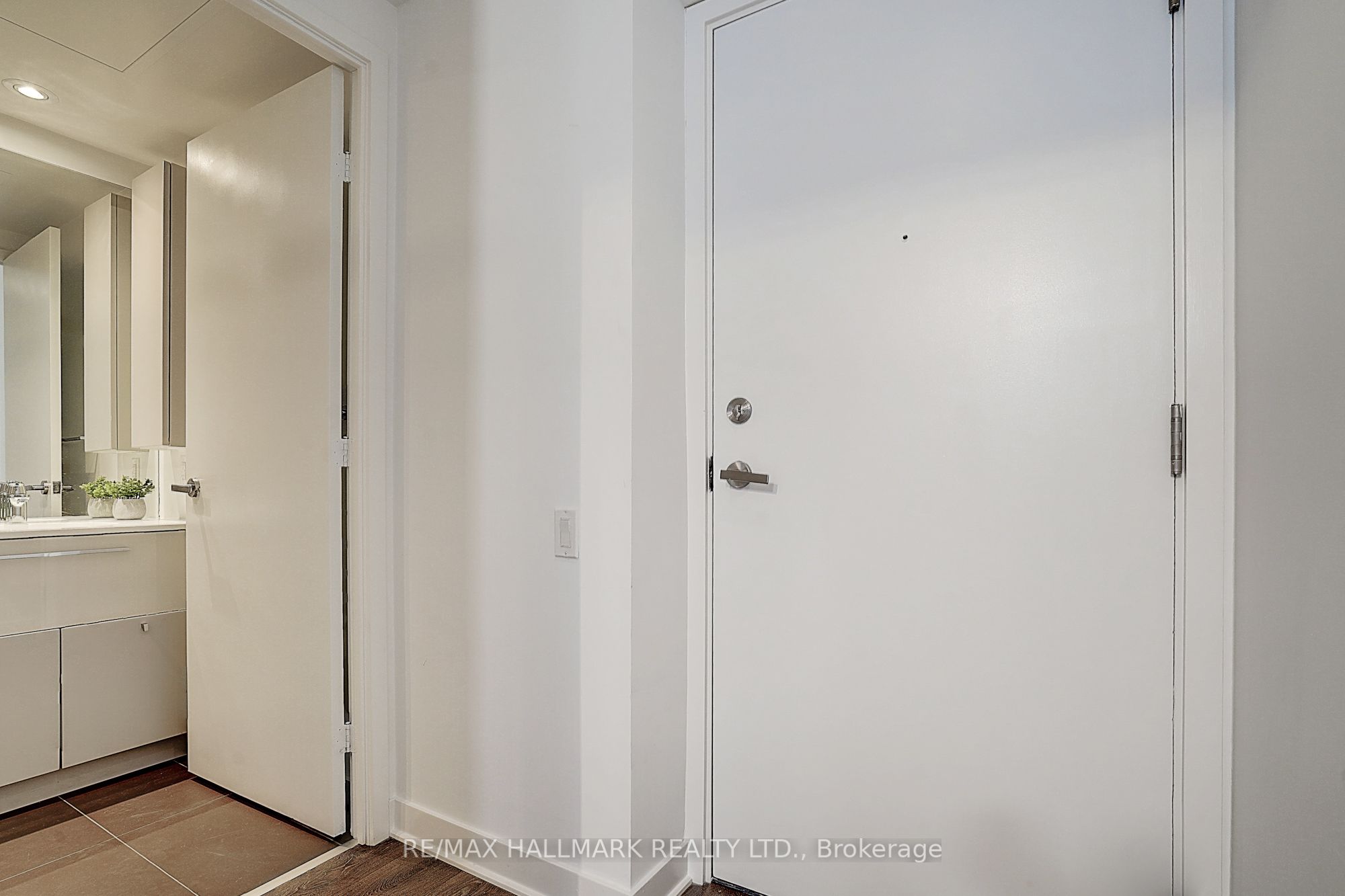 15 Grenville Street 1406 Property Photo 47