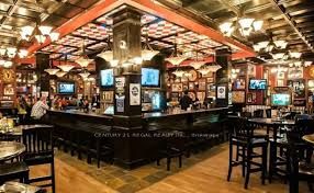 277 FRONT Street W Property Photo 1