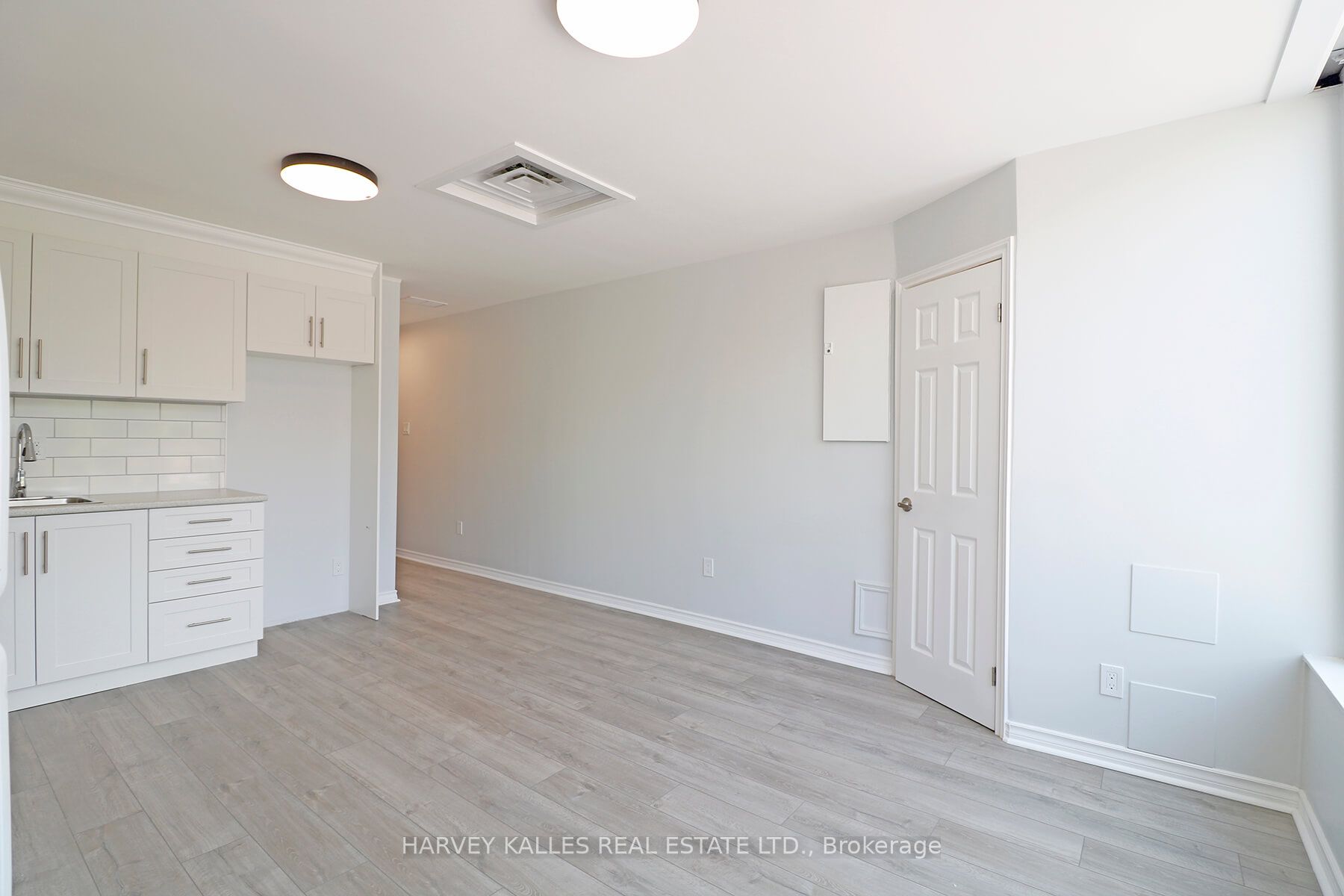 201 Augusta Avenue A Property Photo 8