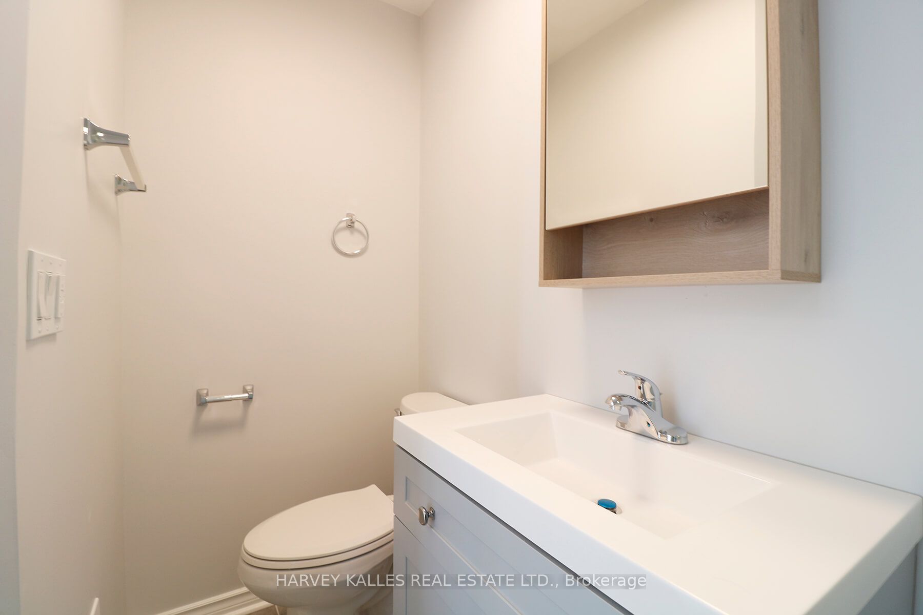 201 Augusta Avenue A Property Photo 22
