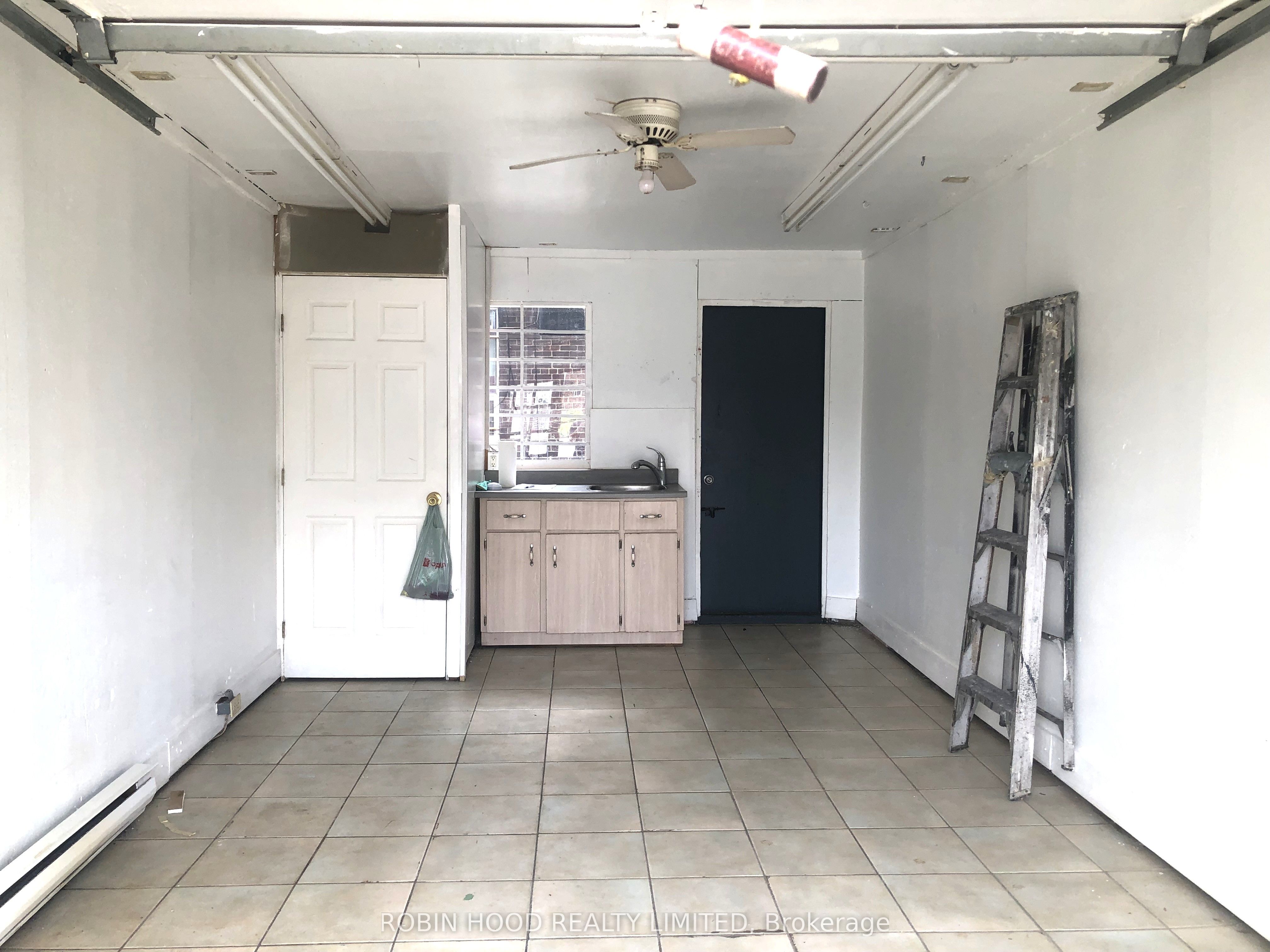 1486 Dundas Street W Laneway Workshop Property Photo 1