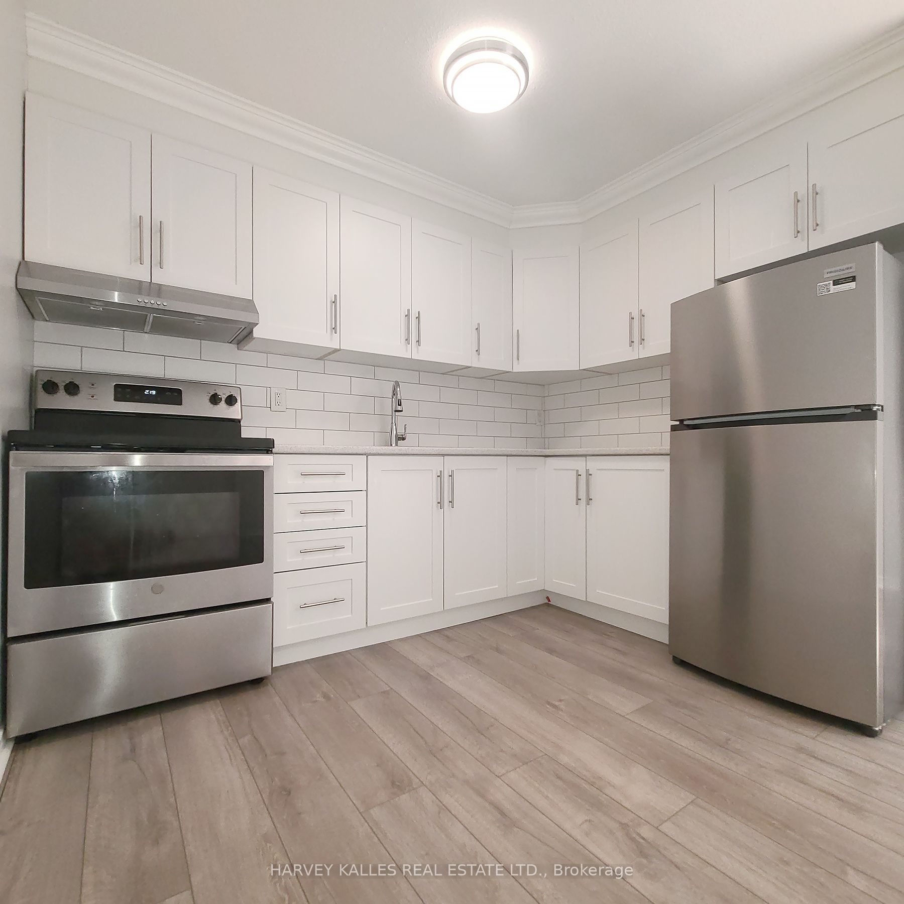 201 Augusta Avenue B Property Photo 6