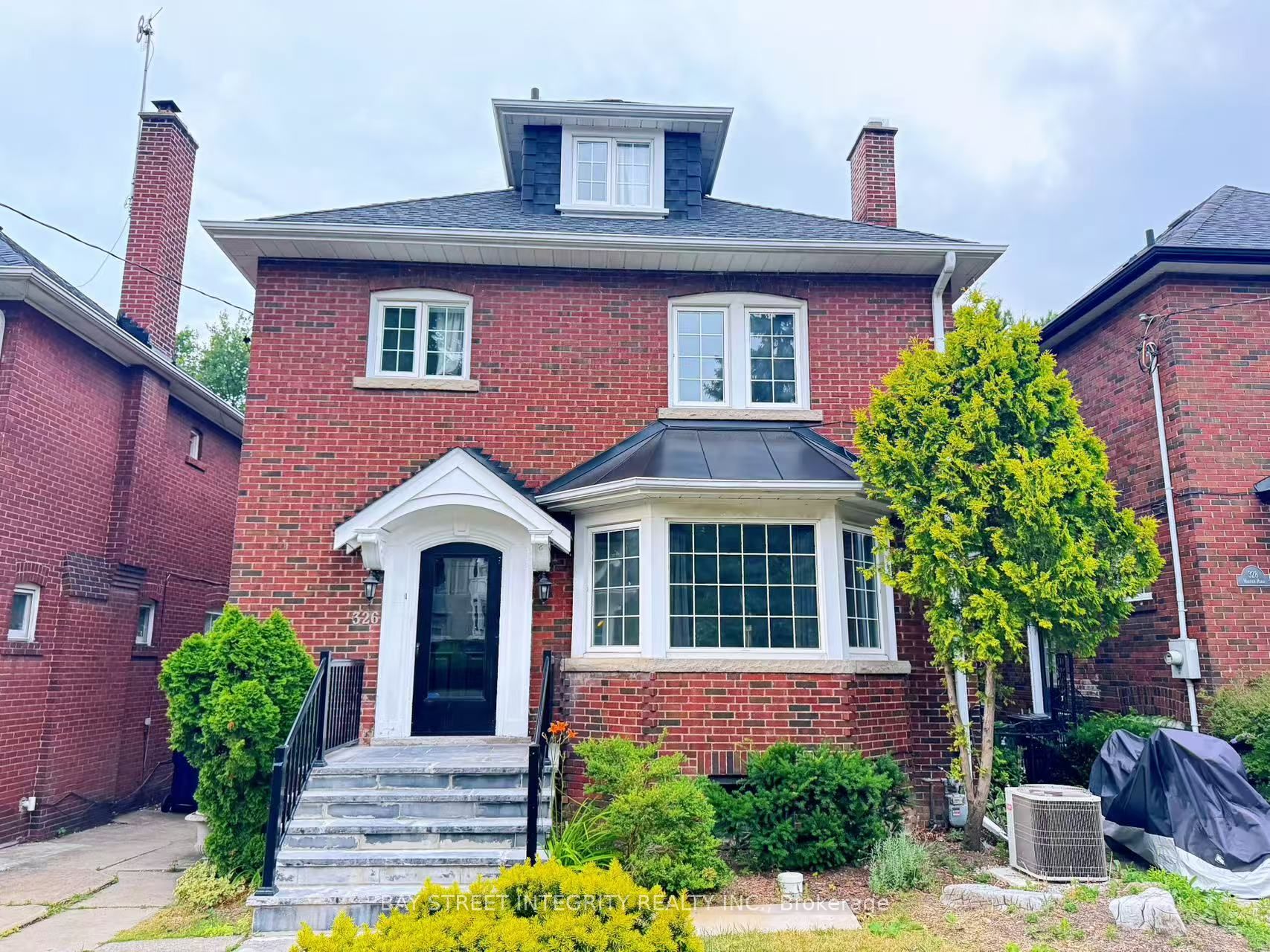 326 Warren Road Property Photo 1