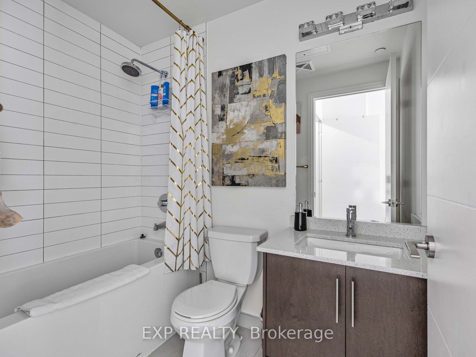 460 Adelaide Street E 833 Property Photo 23