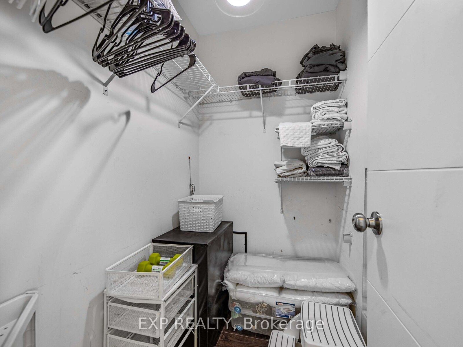 460 Adelaide Street E 833 Property Photo 24