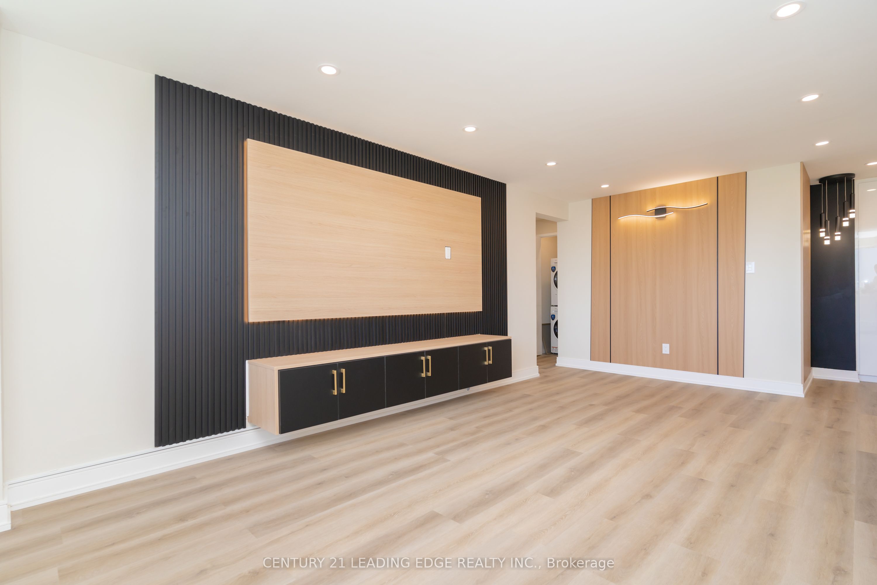 725 Don Mills Road 1206 Property Photo 11