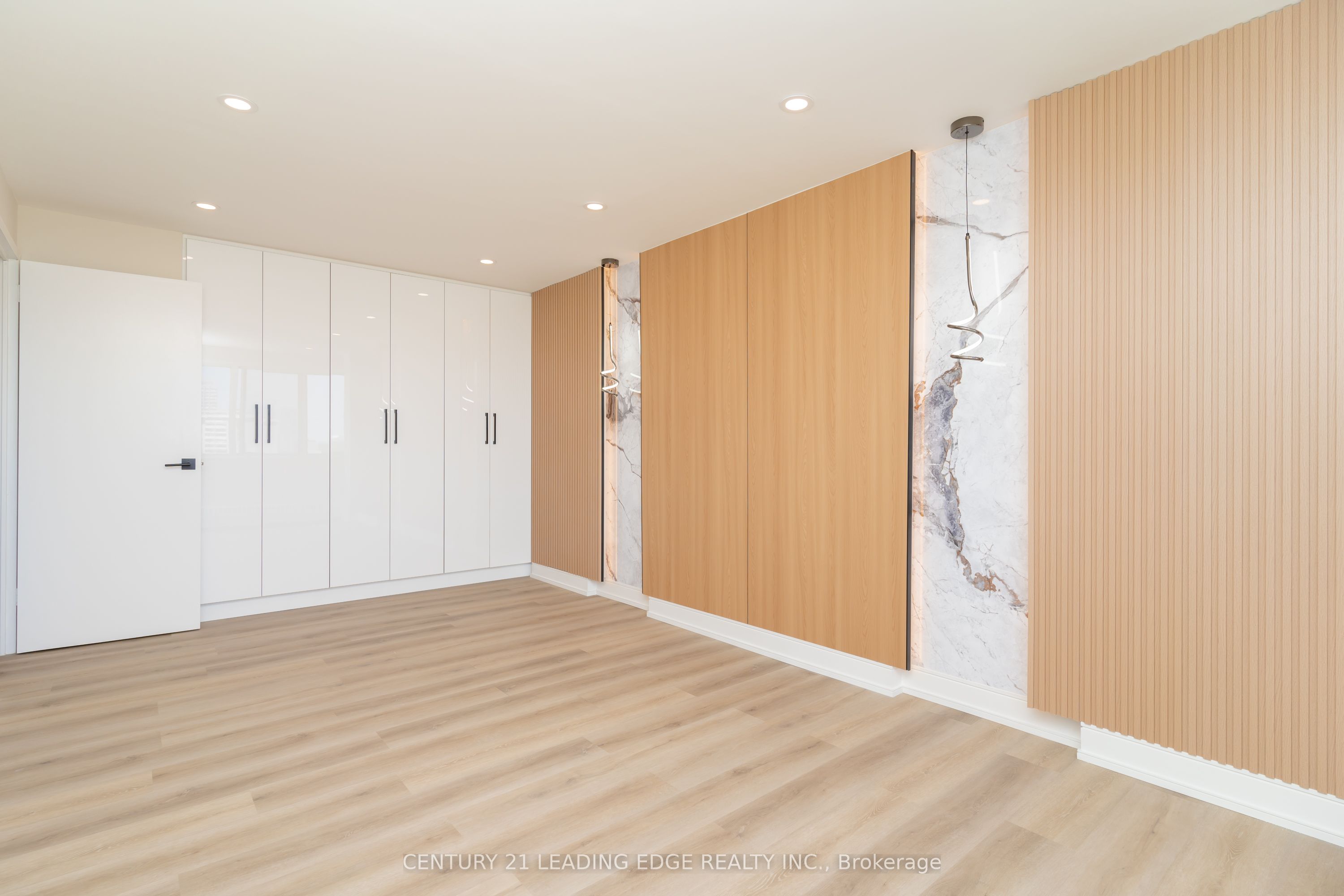 725 Don Mills Road 1206 Property Photo 23