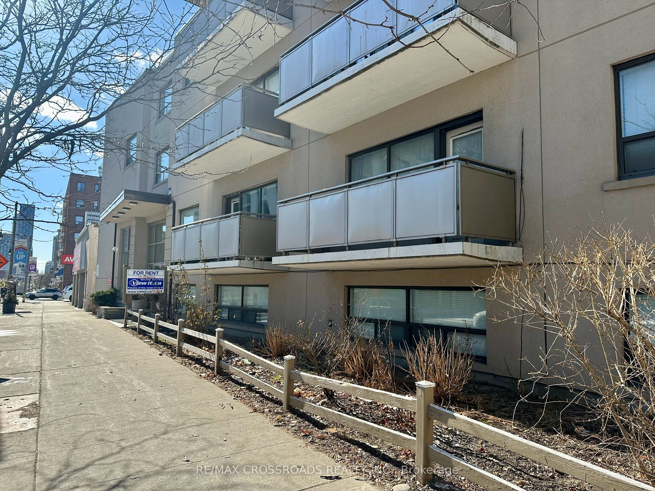 2770 Yonge Street B08 Property Photo 2