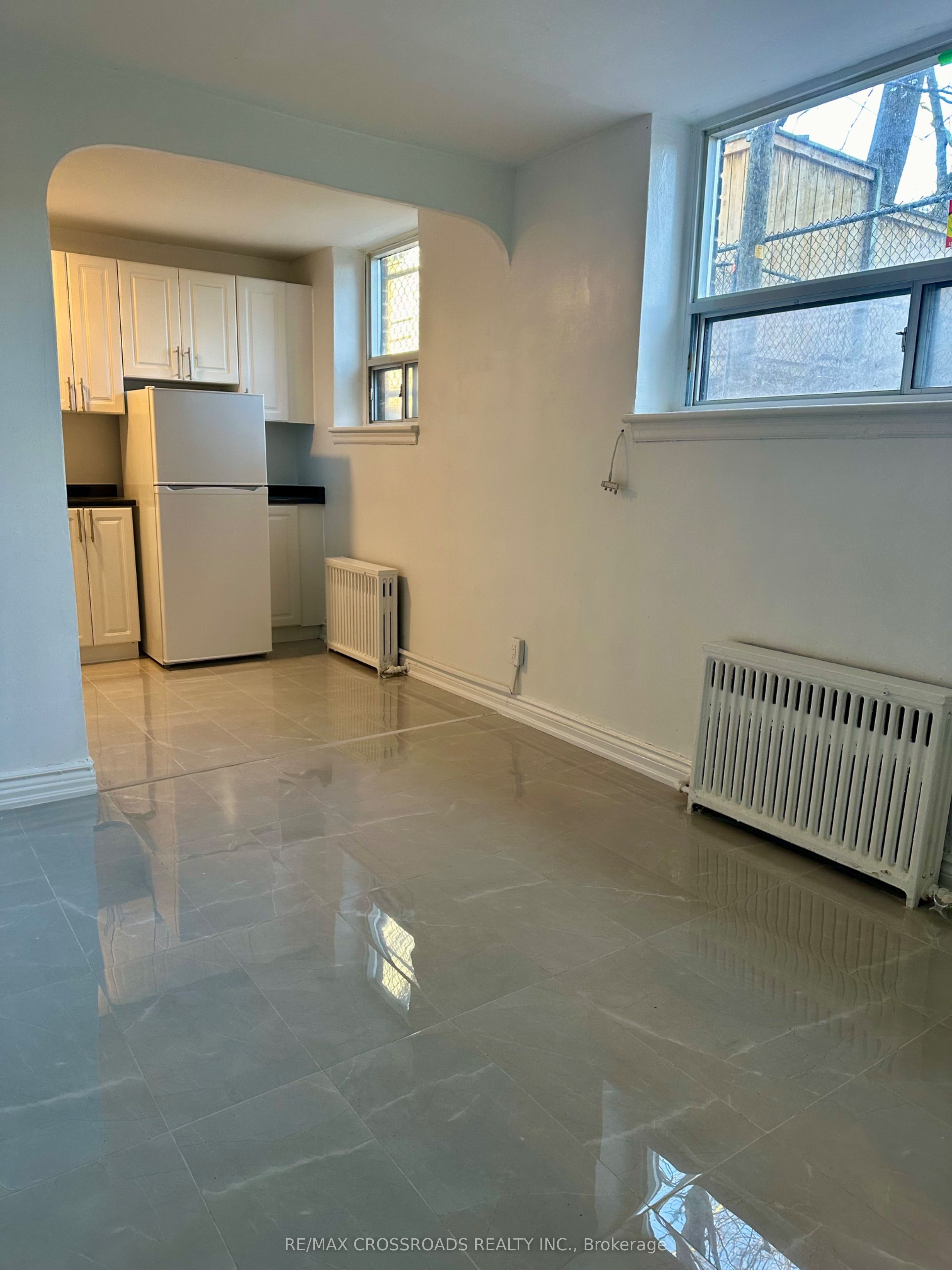2770 Yonge Street B08 Property Photo 4