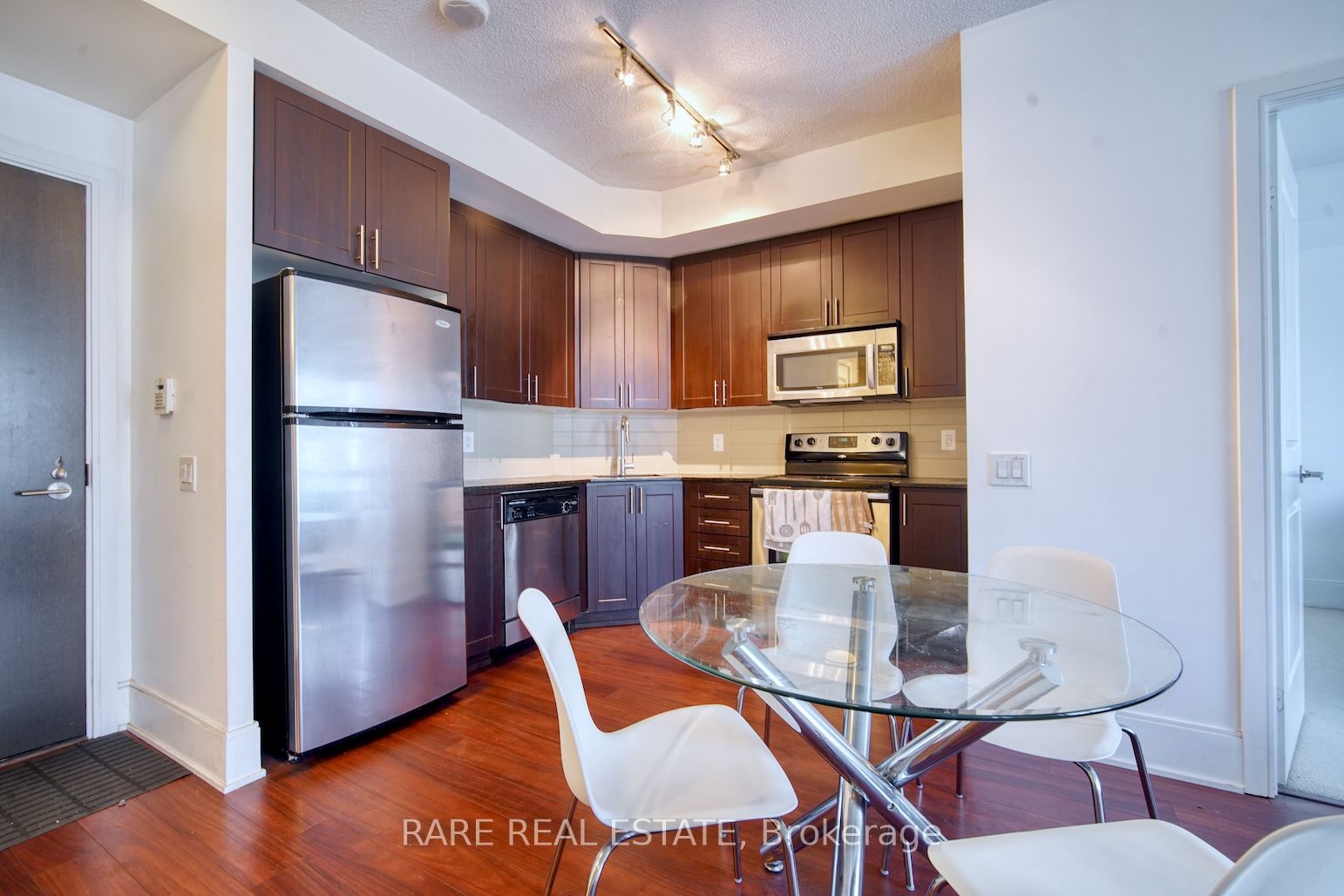 560 Front Street W 429 Property Photo 1