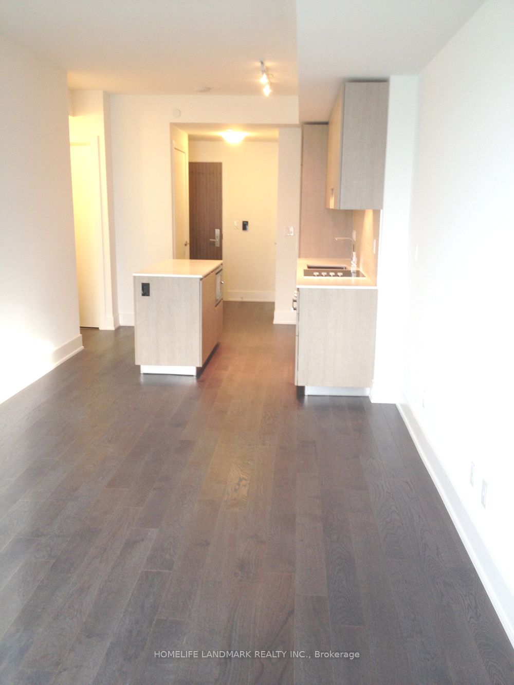 200 Bloor Street W 702 Property Photo 2