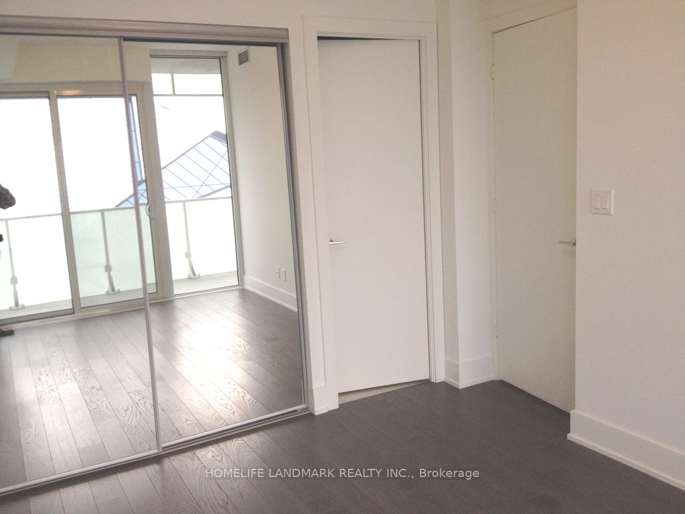 200 Bloor Street W 702 Property Photo 15