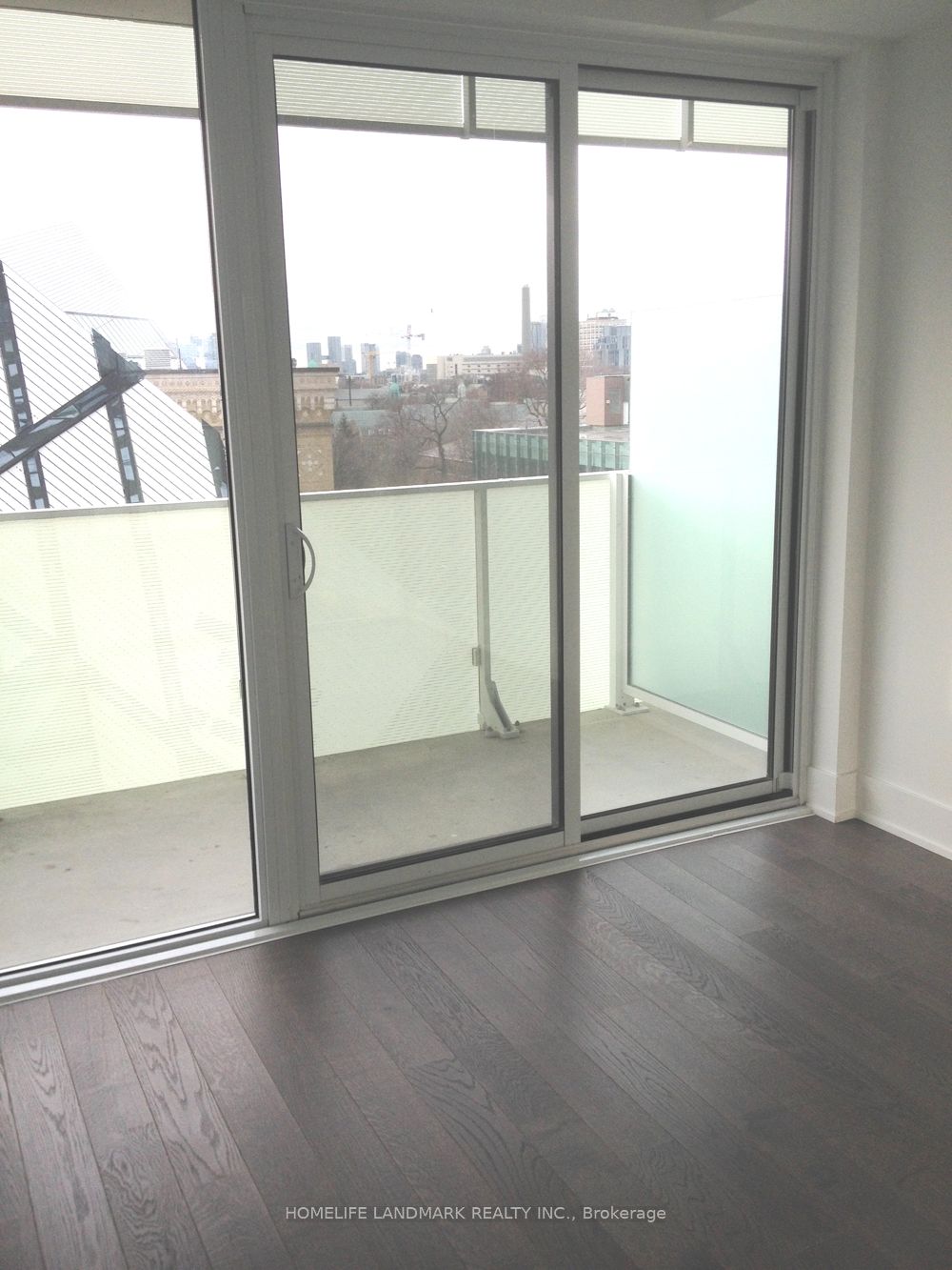 200 Bloor Street W 702 Property Photo 16