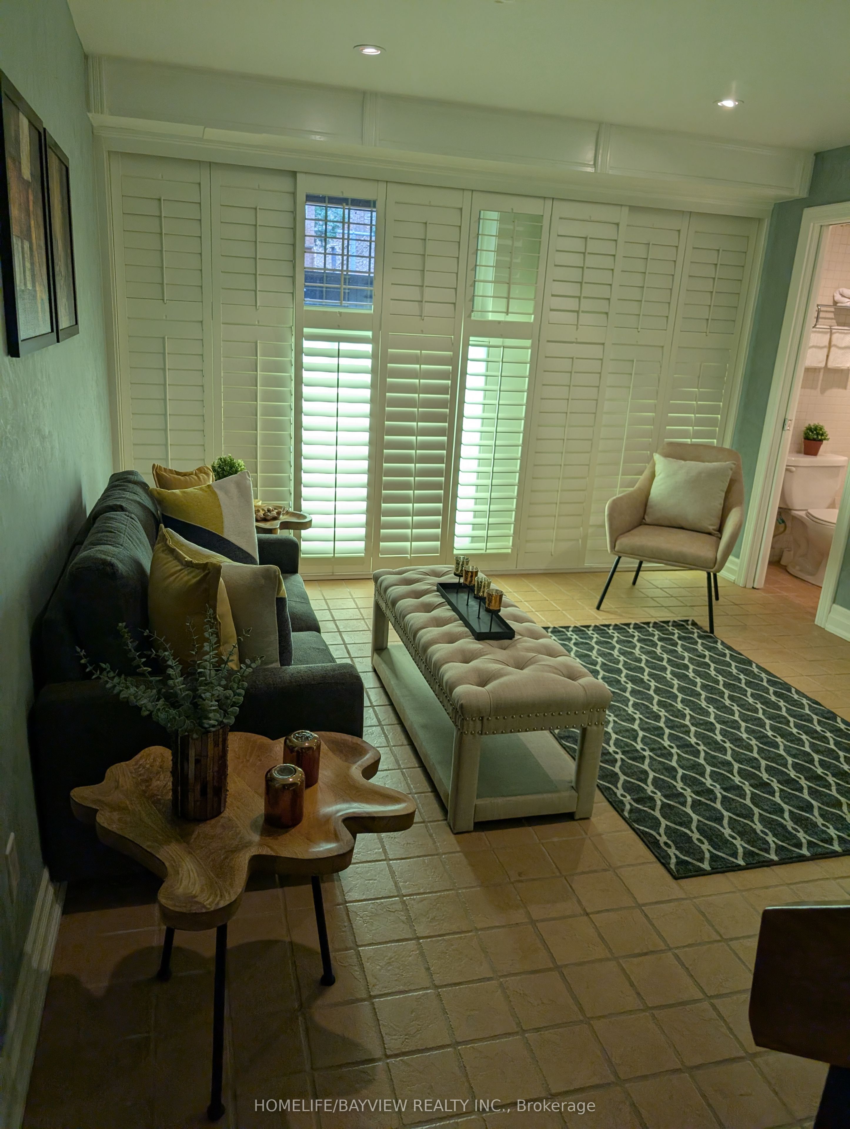 18 Oaken Gate Way 18 Property Photo 8