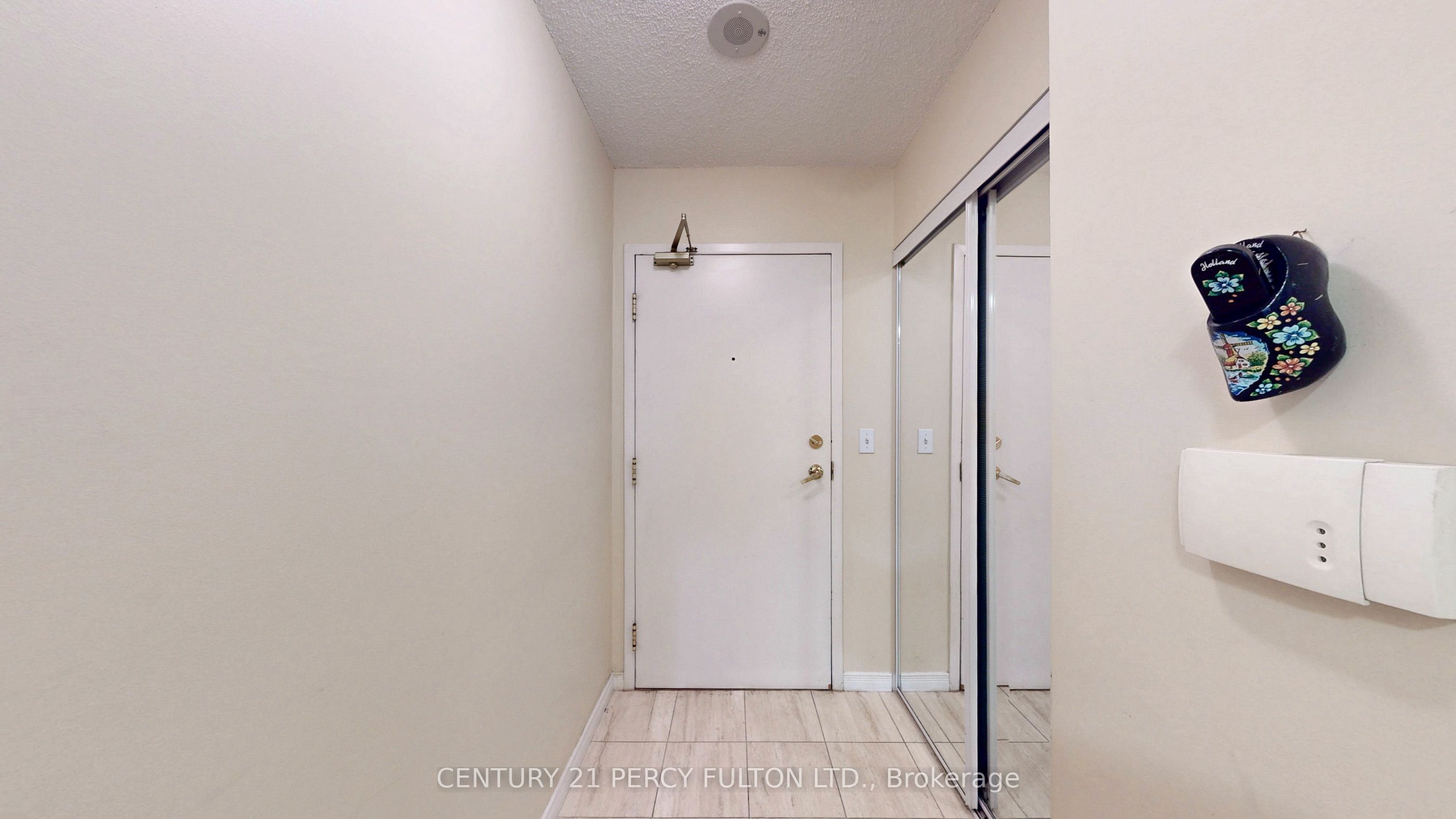 51 Harrison Garden Boulevard 707 Property Photo 10