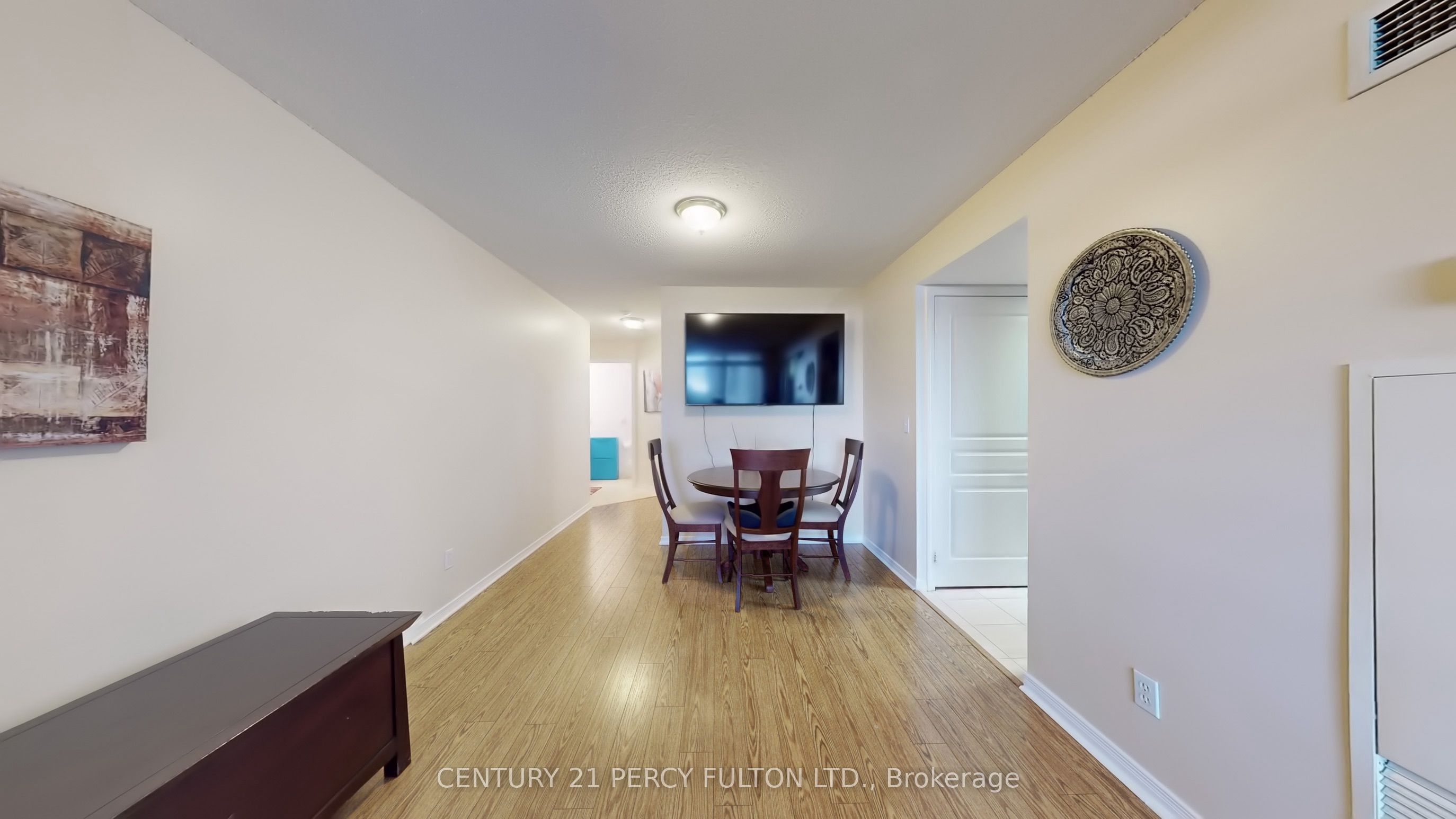 51 Harrison Garden Boulevard 707 Property Photo 15