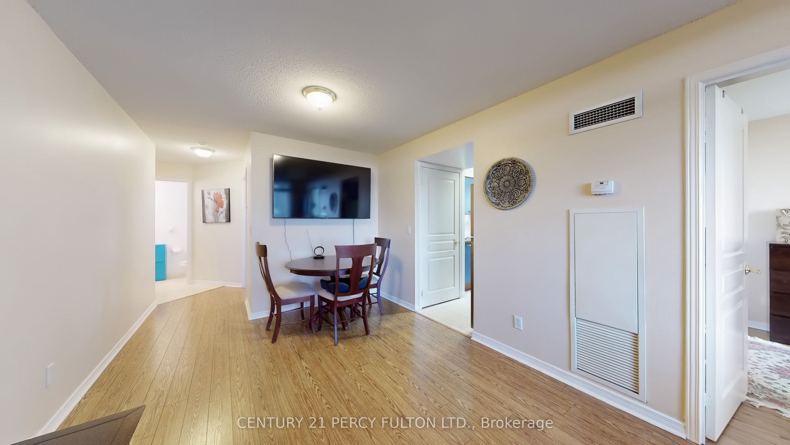 51 Harrison Garden Boulevard 707 Property Photo 16