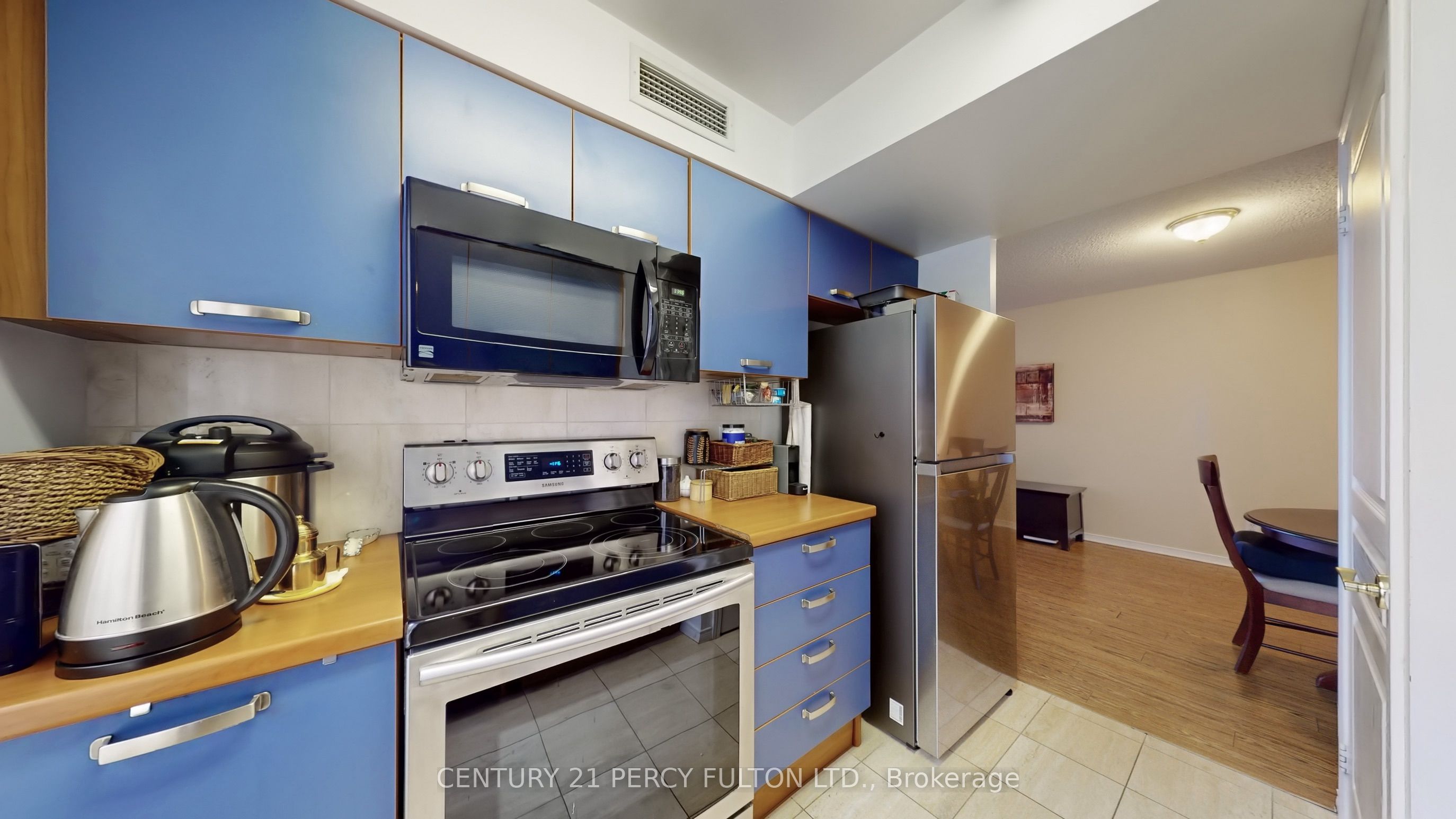 51 Harrison Garden Boulevard 707 Property Photo 17