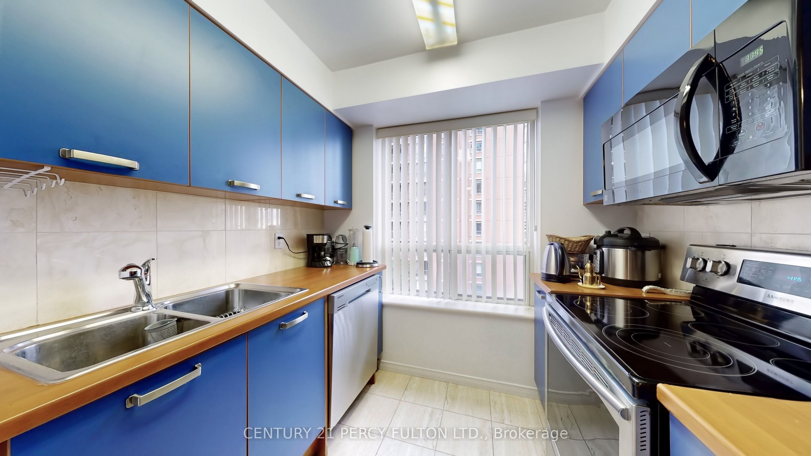 51 Harrison Garden Boulevard 707 Property Photo 18